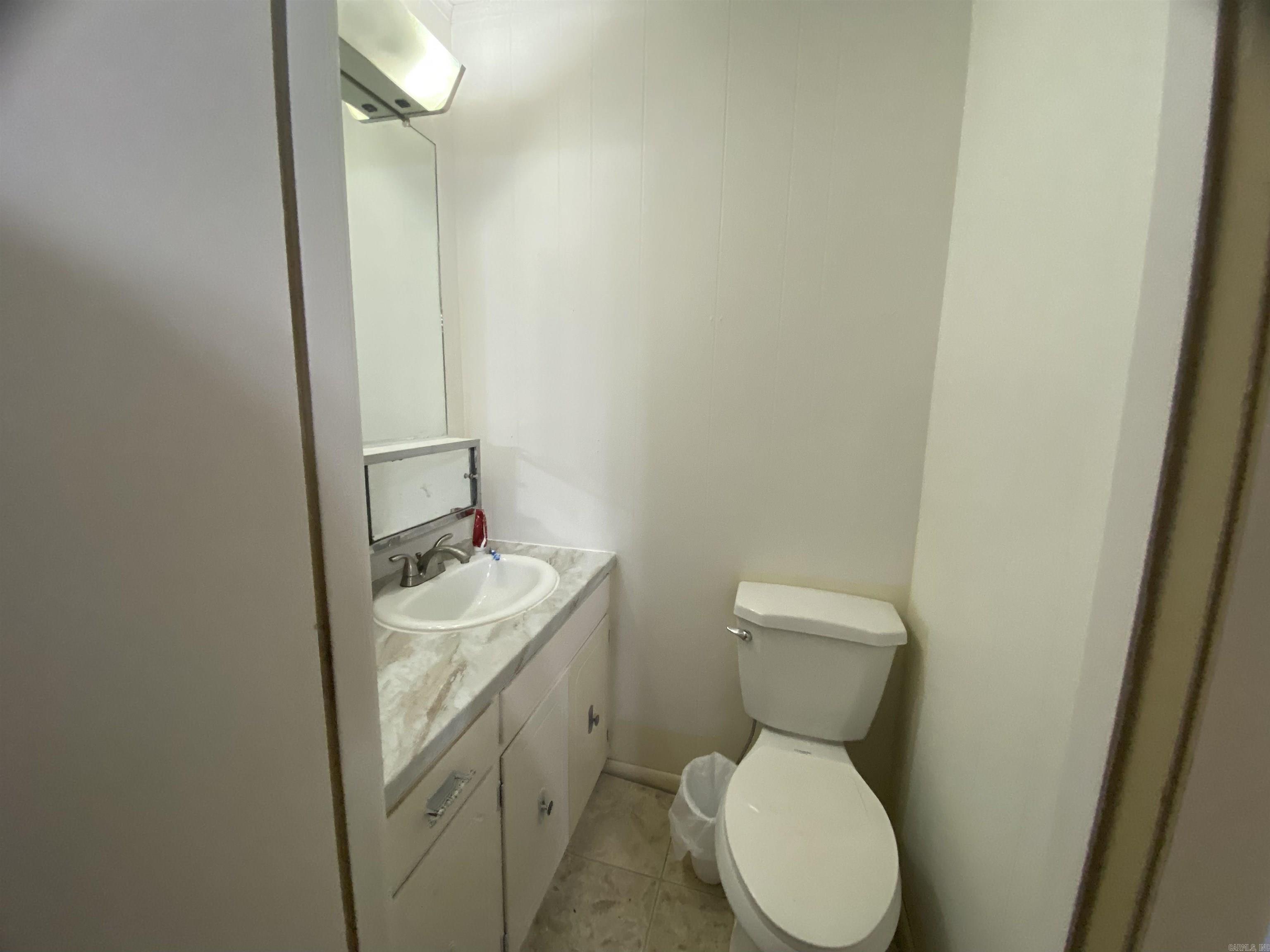 164 E Main Street Property Photo 11