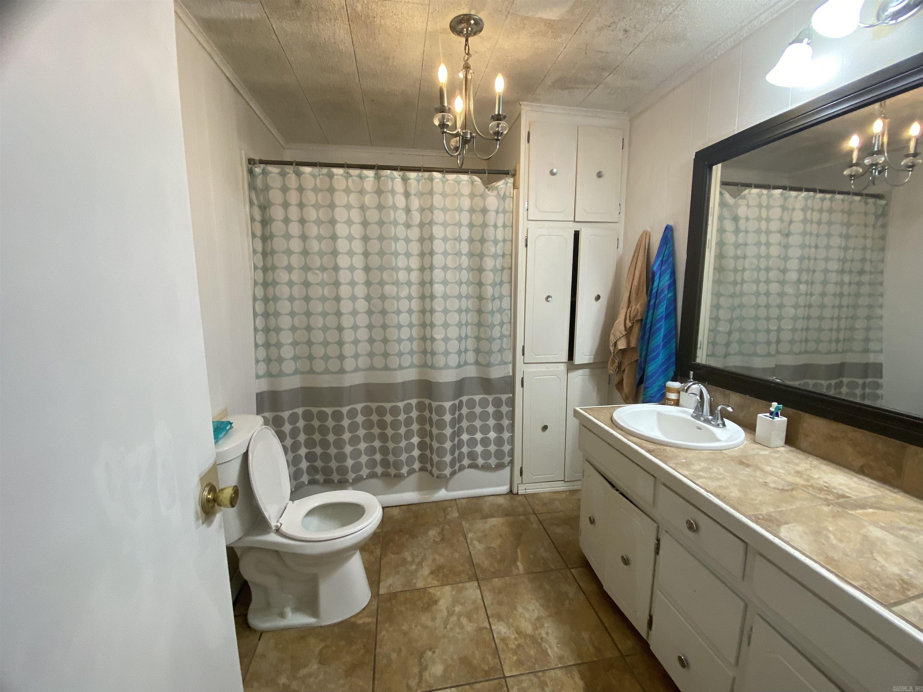 164 E Main Street Property Photo 12
