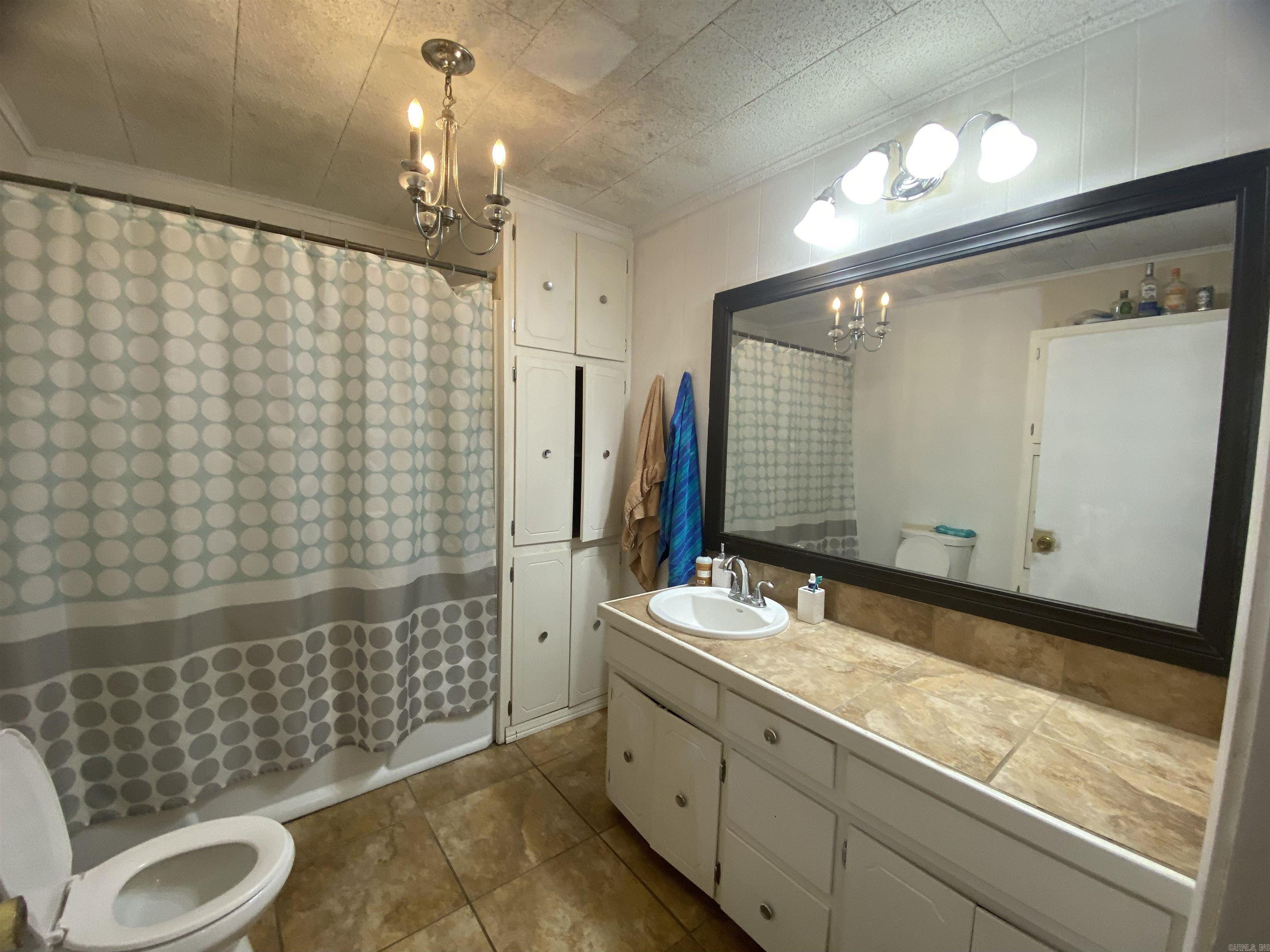 164 E Main Street Property Photo 13