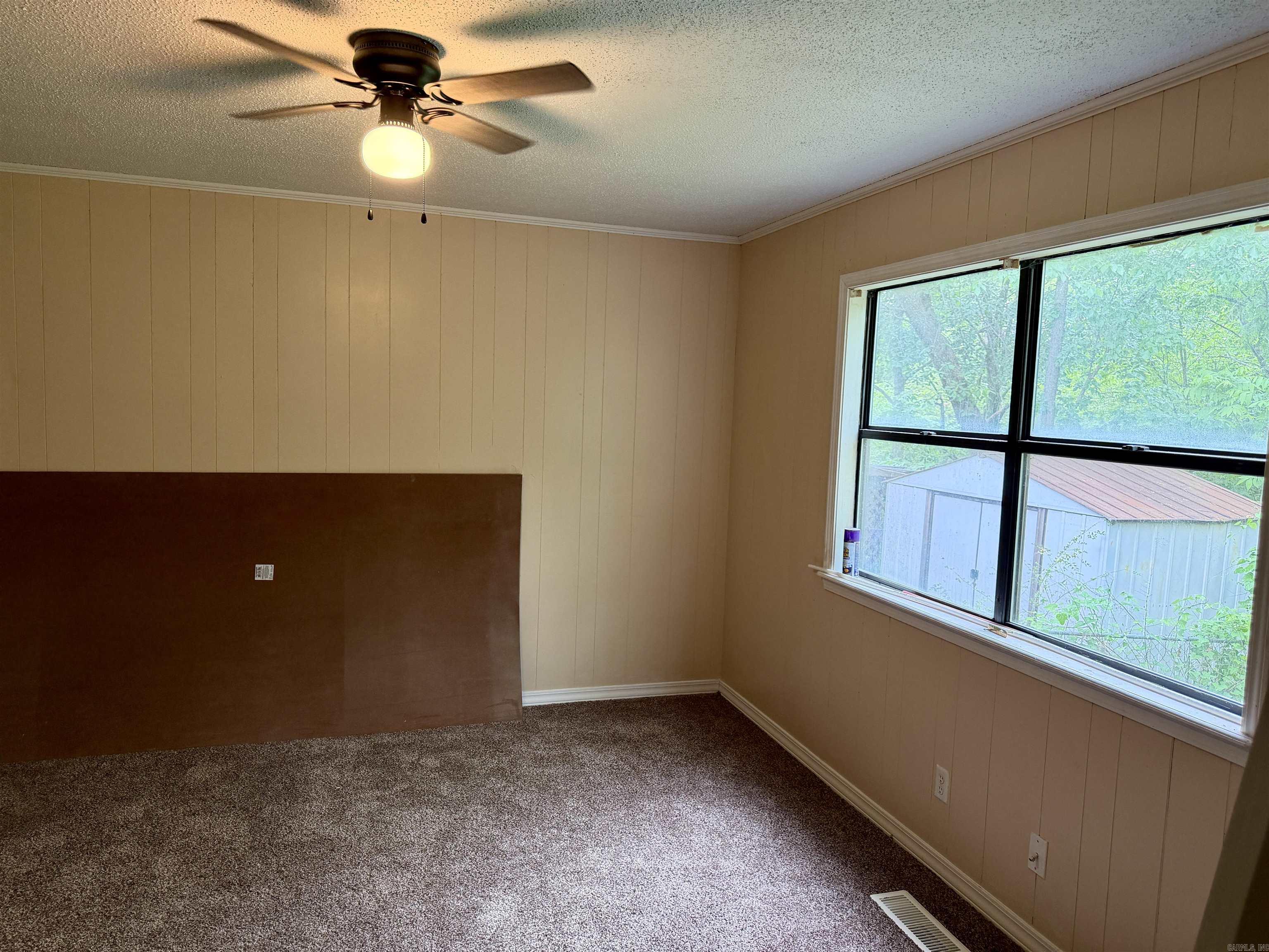 1412 W Cherry St Property Photo 9