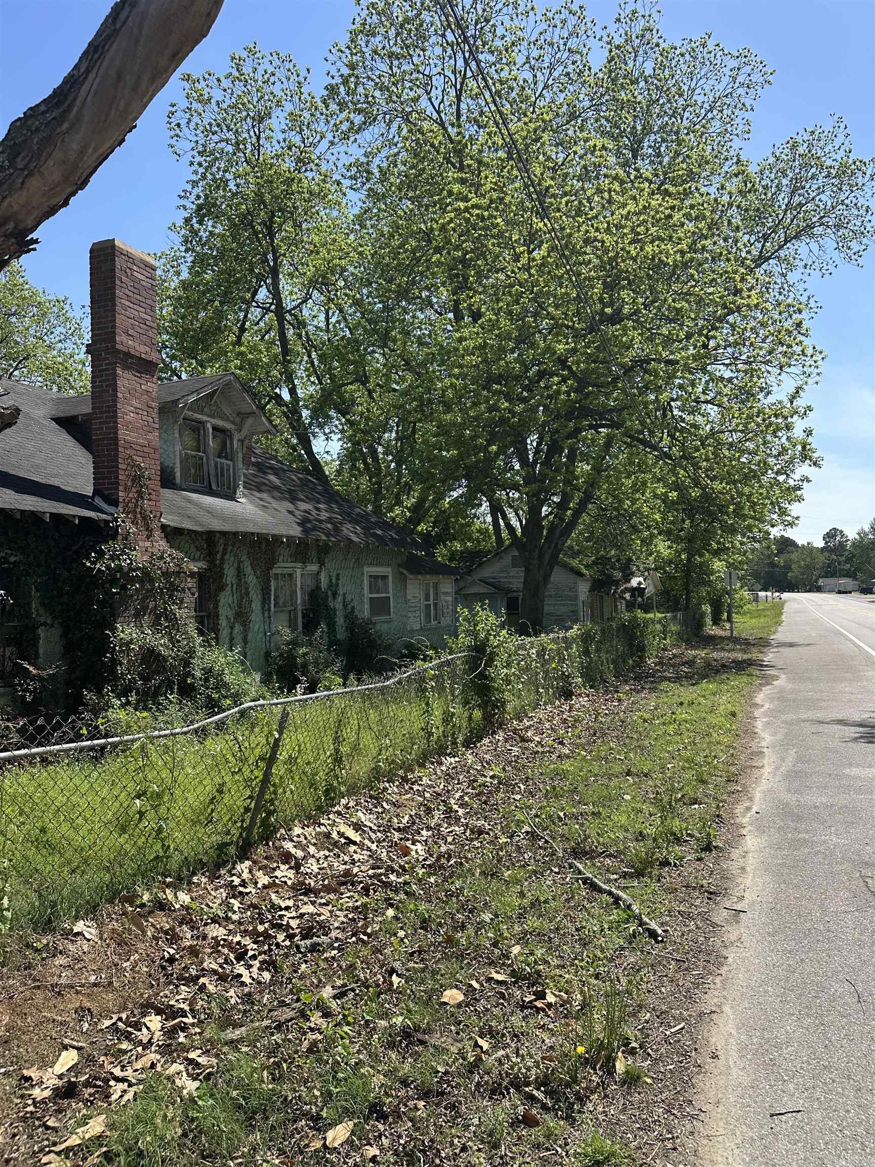 5218 Highway 367 Property Photo 3