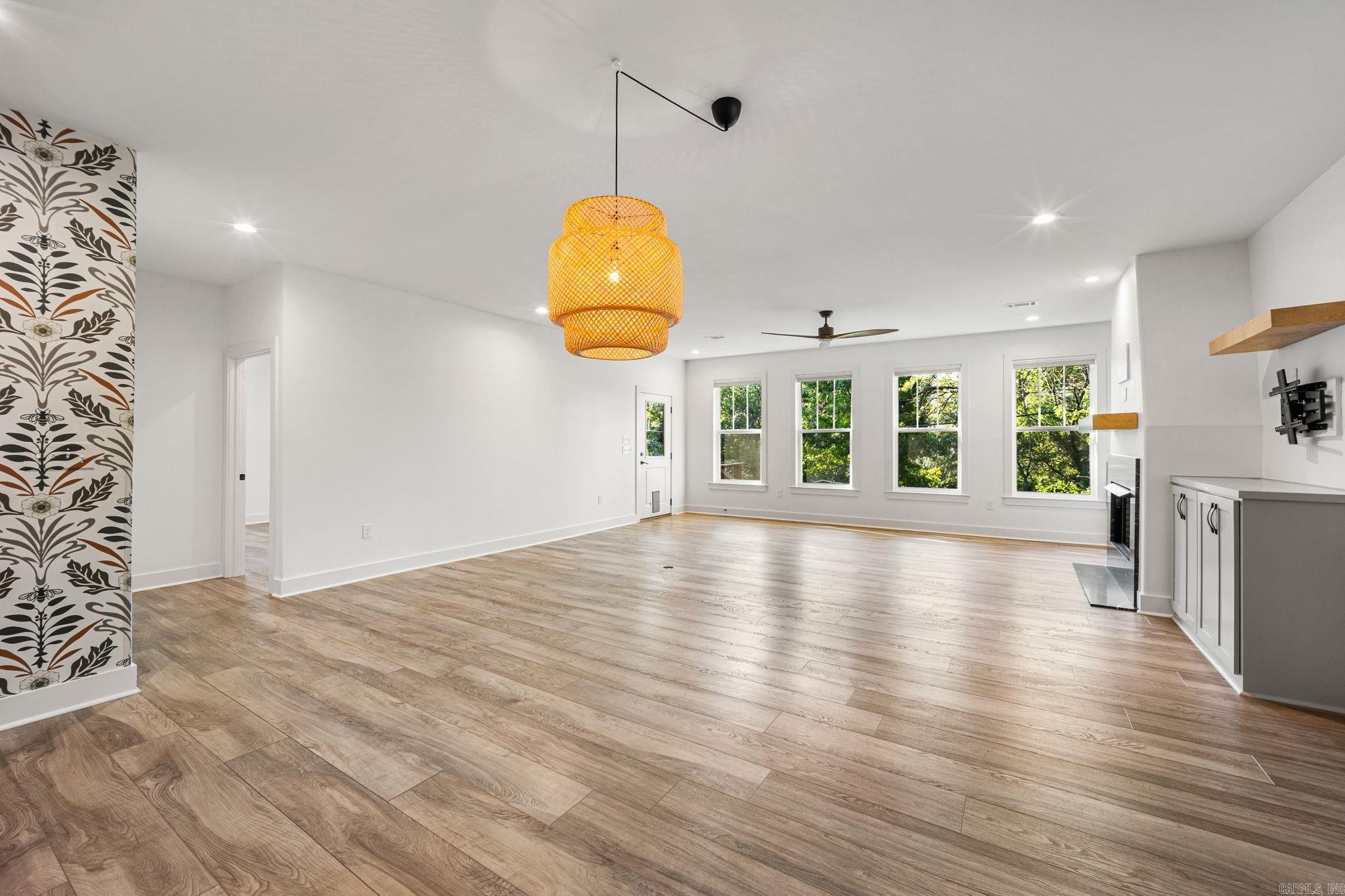 6309 Longwood Property Photo 12