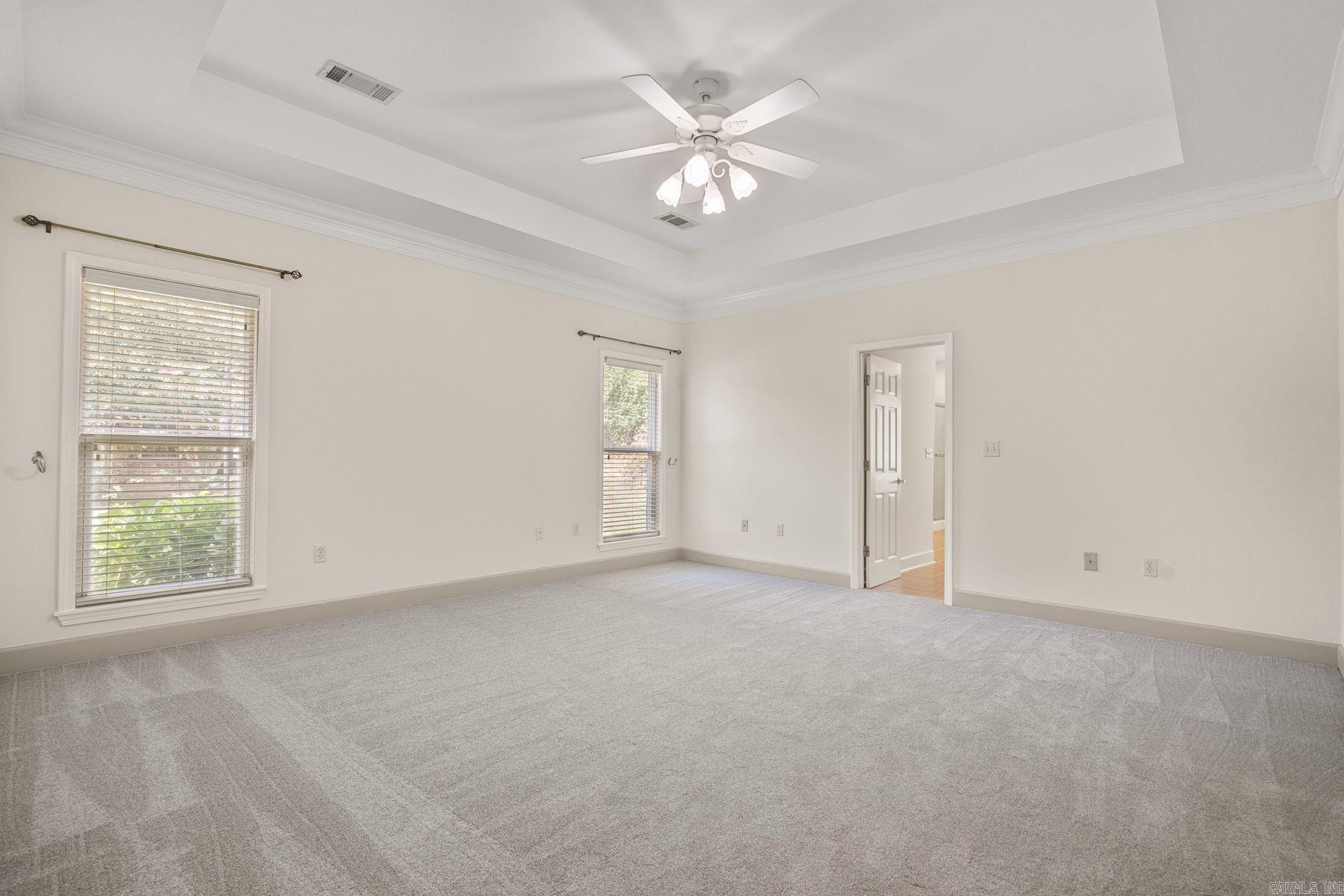 123 Saratoga Street Property Photo 33