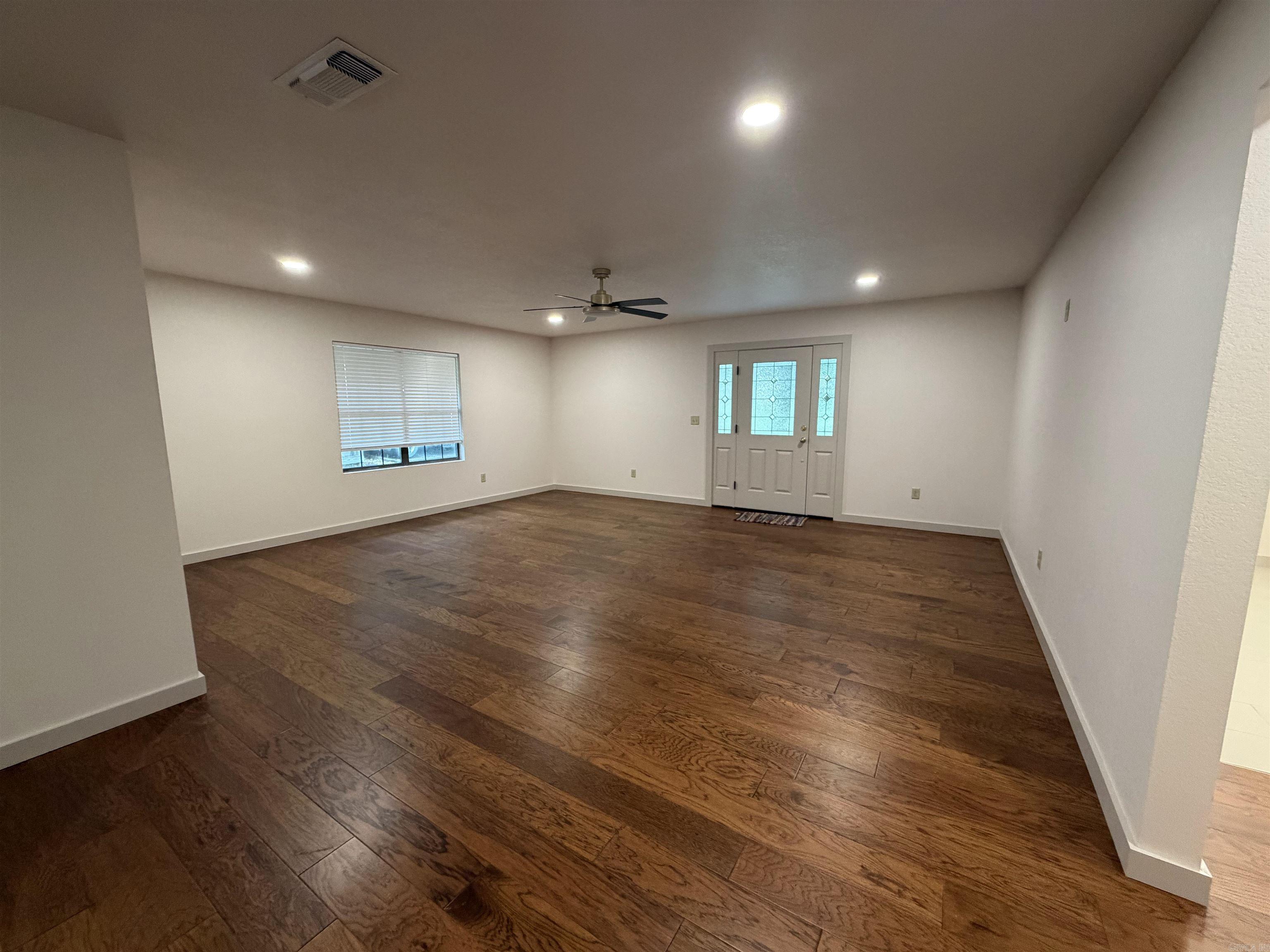 210 Gary Drive Property Photo 7