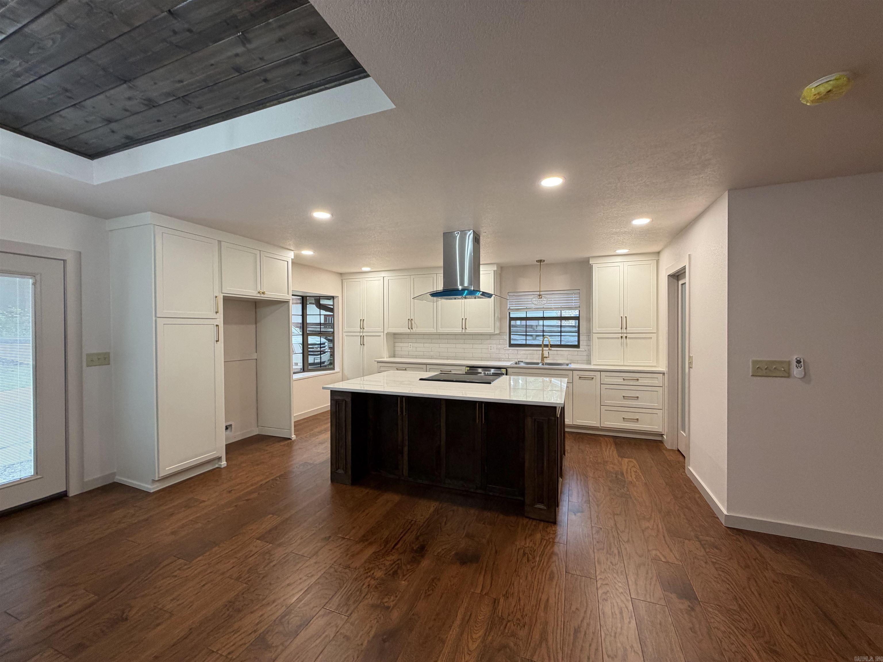 210 Gary Drive Property Photo 11