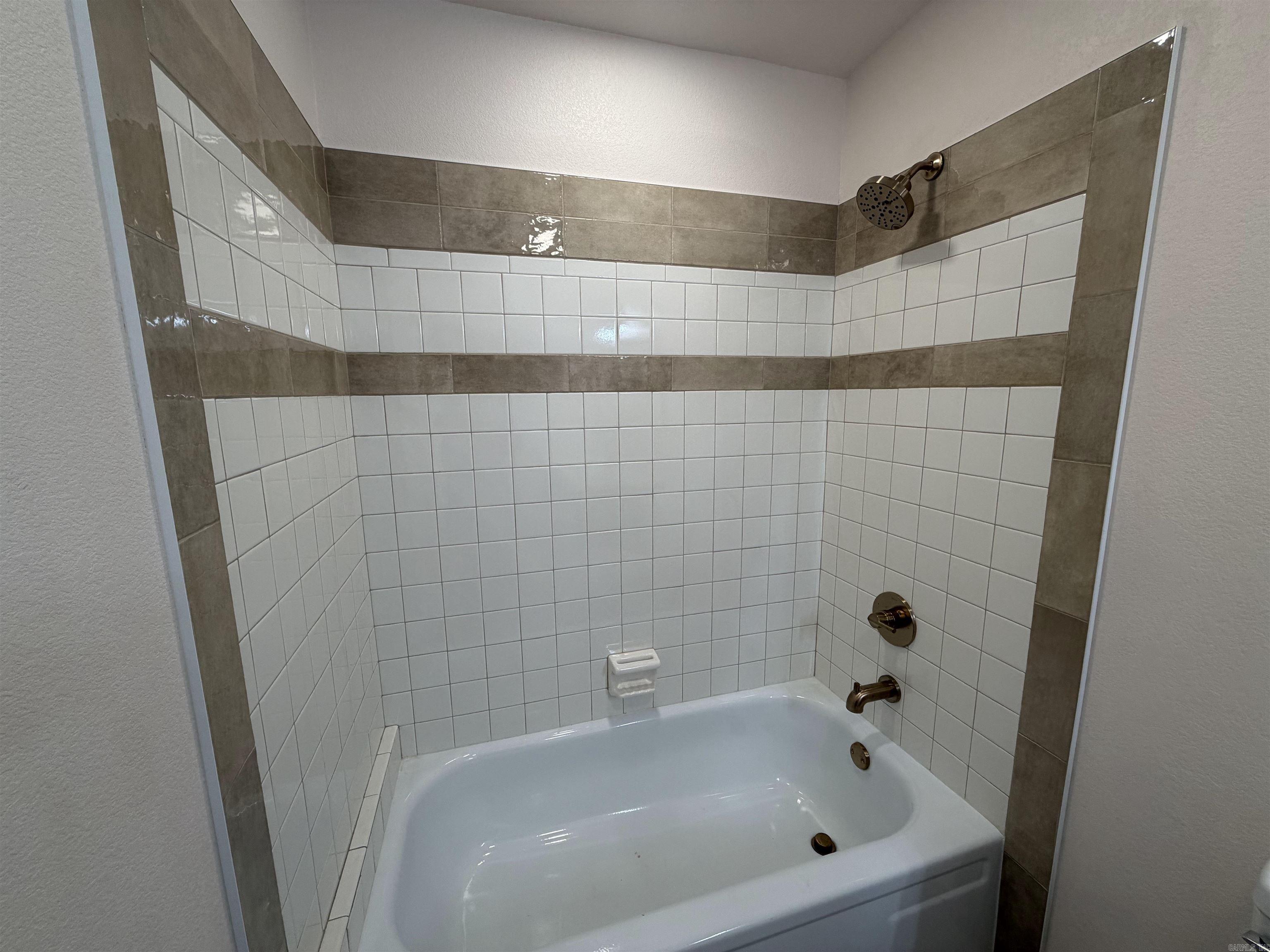 210 Gary Drive Property Photo 34
