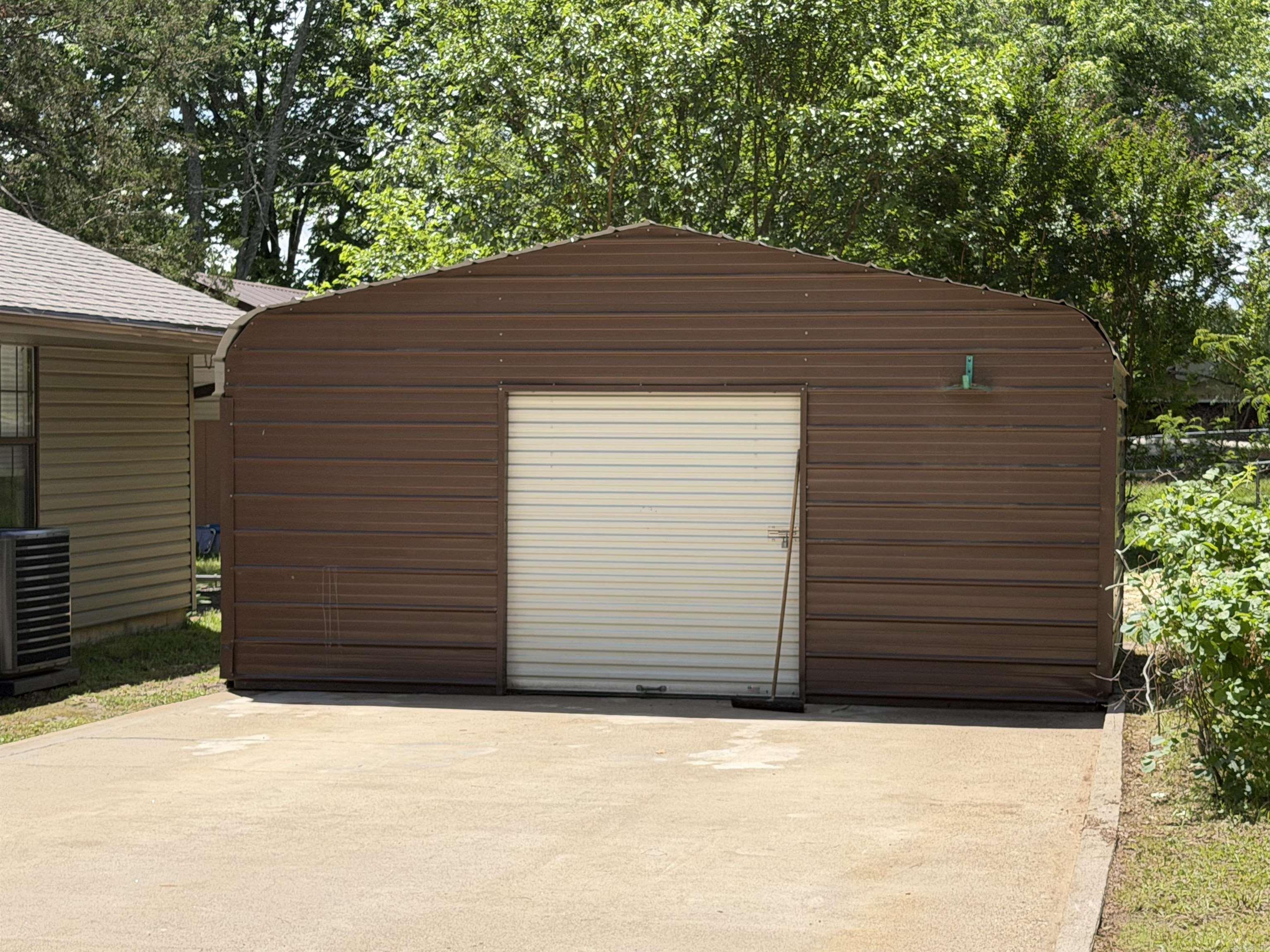 210 Gary Drive Property Photo 41
