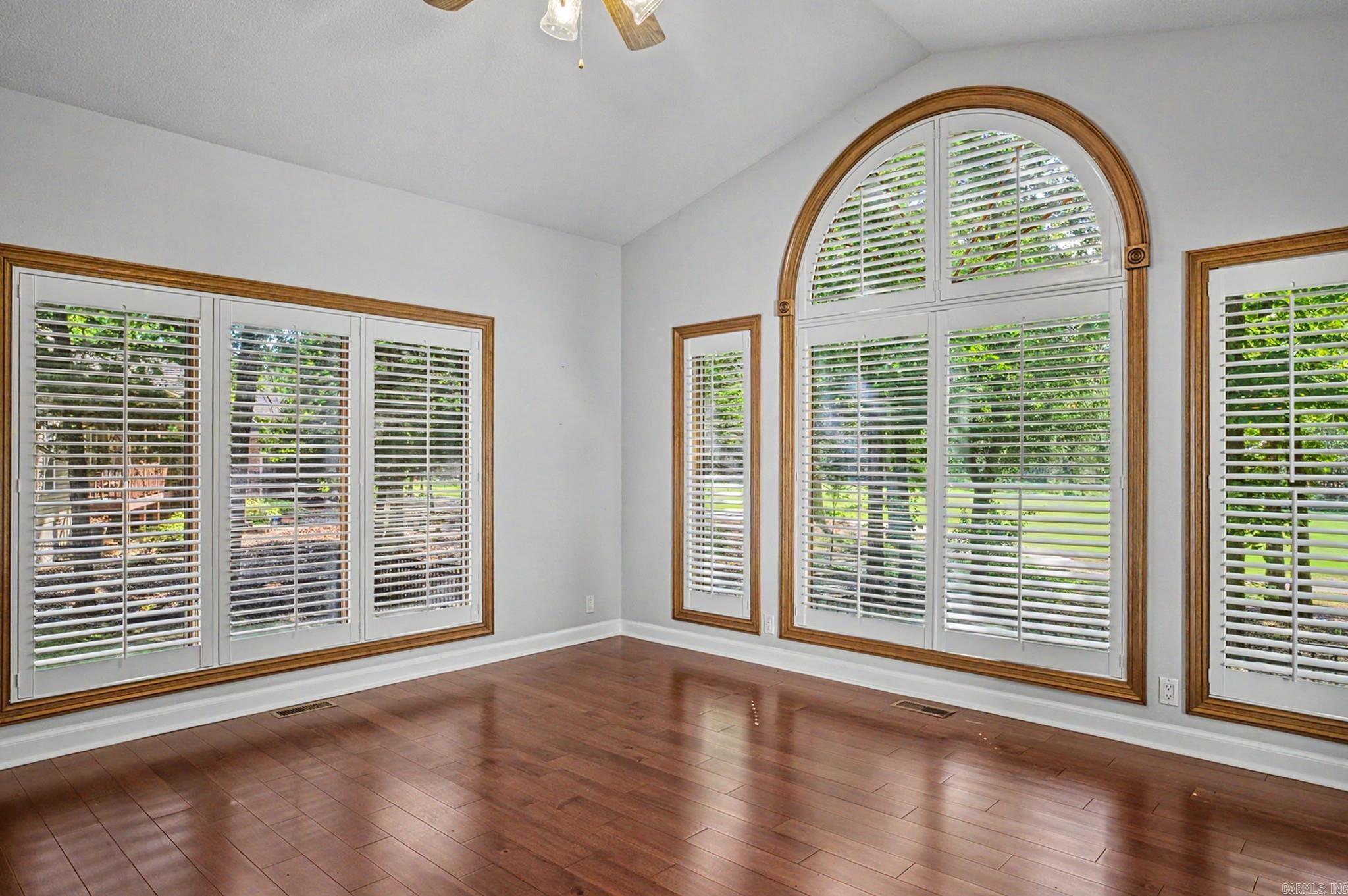 214 Pizarro Drive Property Photo 12