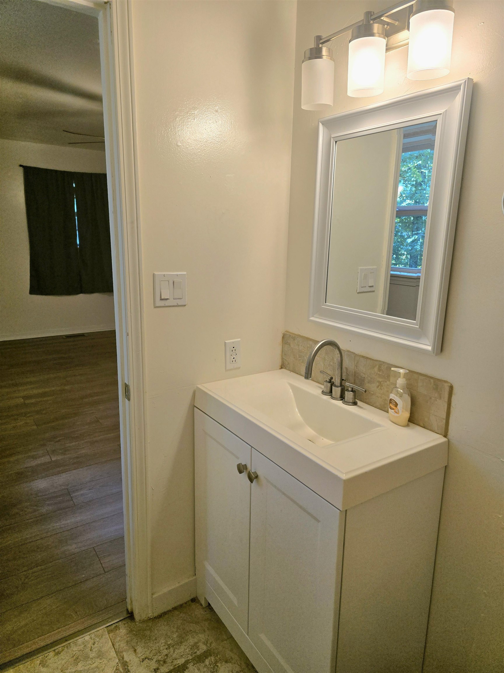 606 Dove Lane Property Photo 11