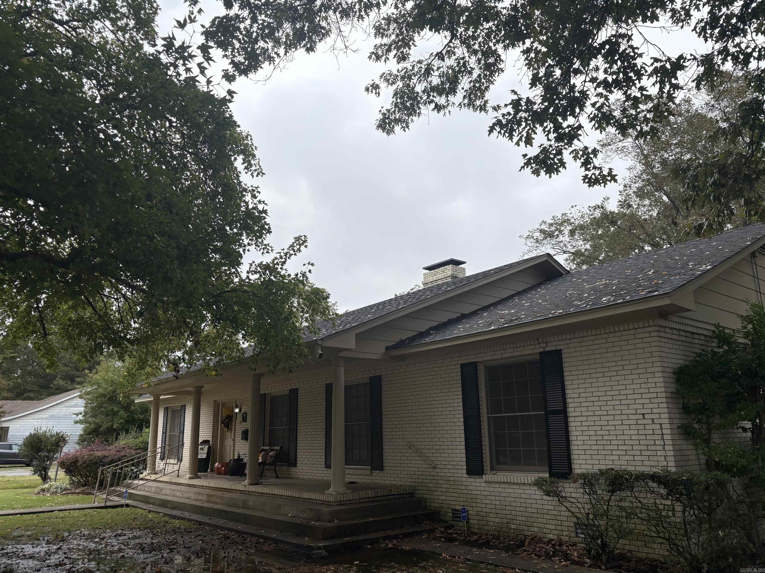 117 Brasfield Property Photo 2