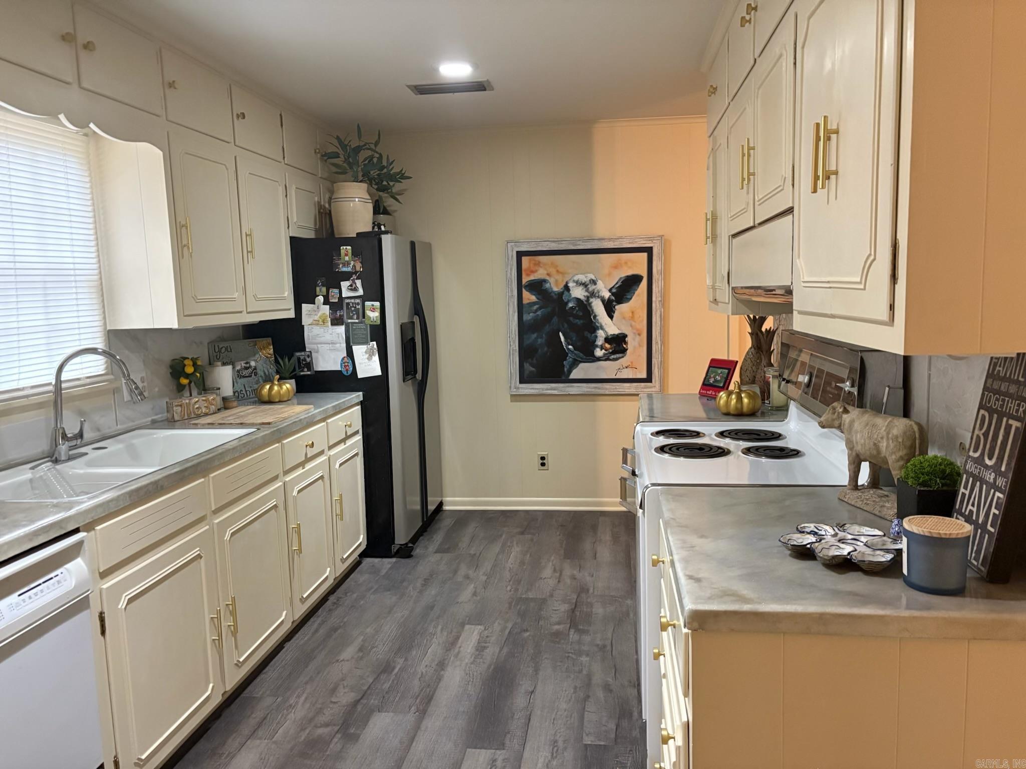 117 Brasfield Property Photo 17