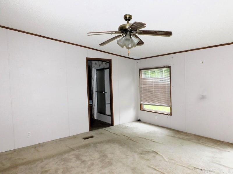 350 Tram Estates Lane Property Photo 12