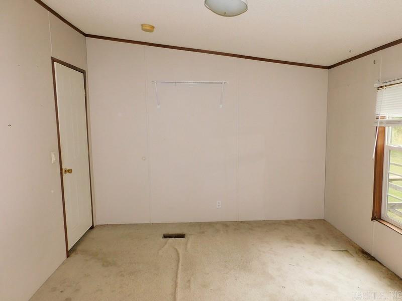 350 Tram Estates Lane Property Photo 16