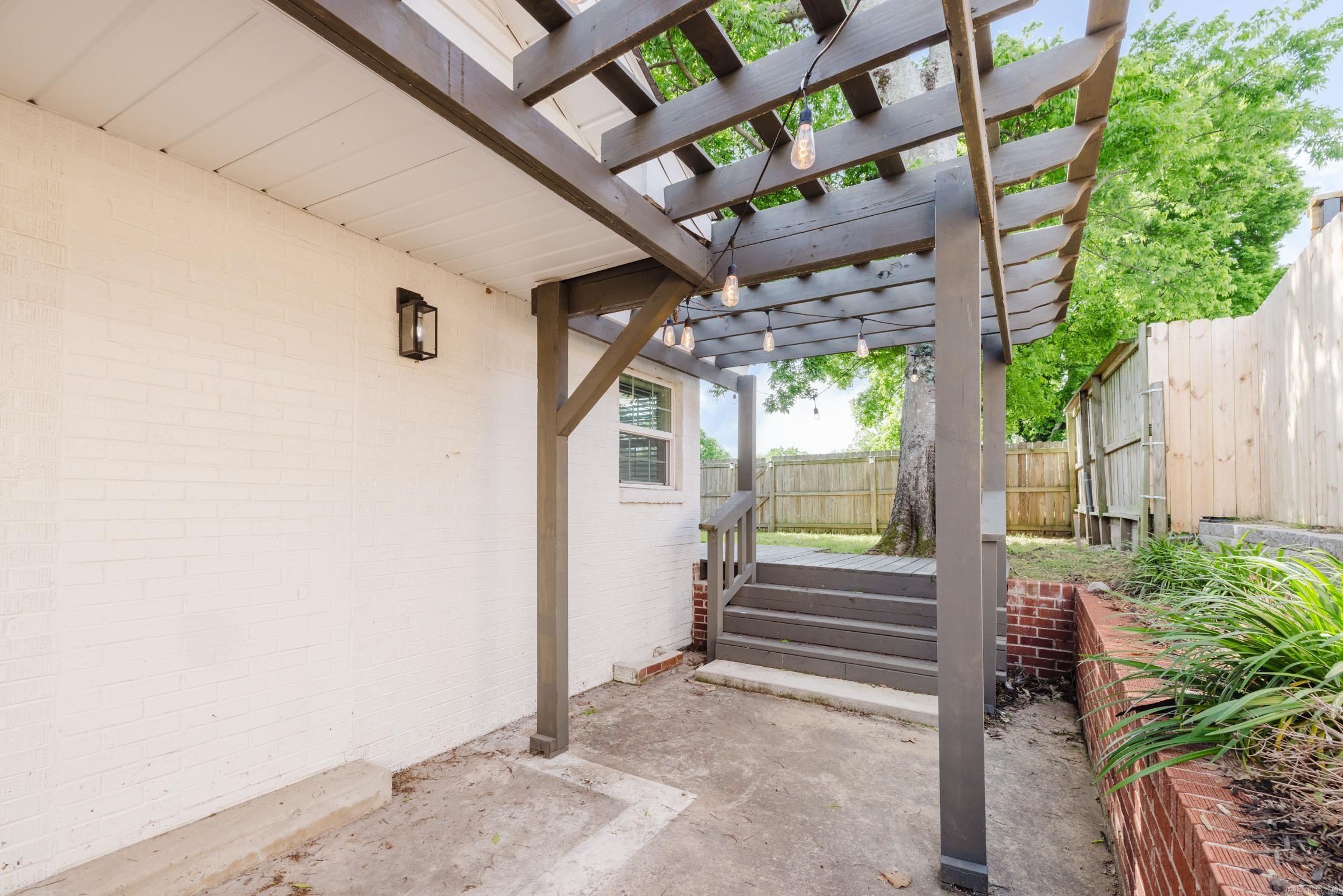 213 E Narroway Property Photo 37