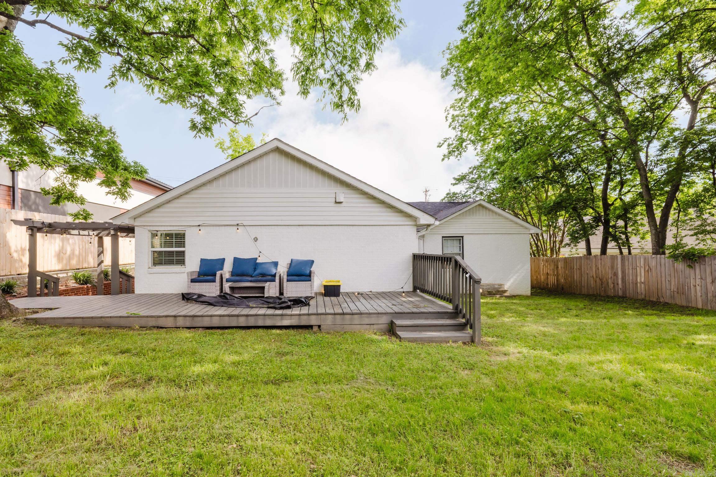 213 E Narroway Property Photo 41