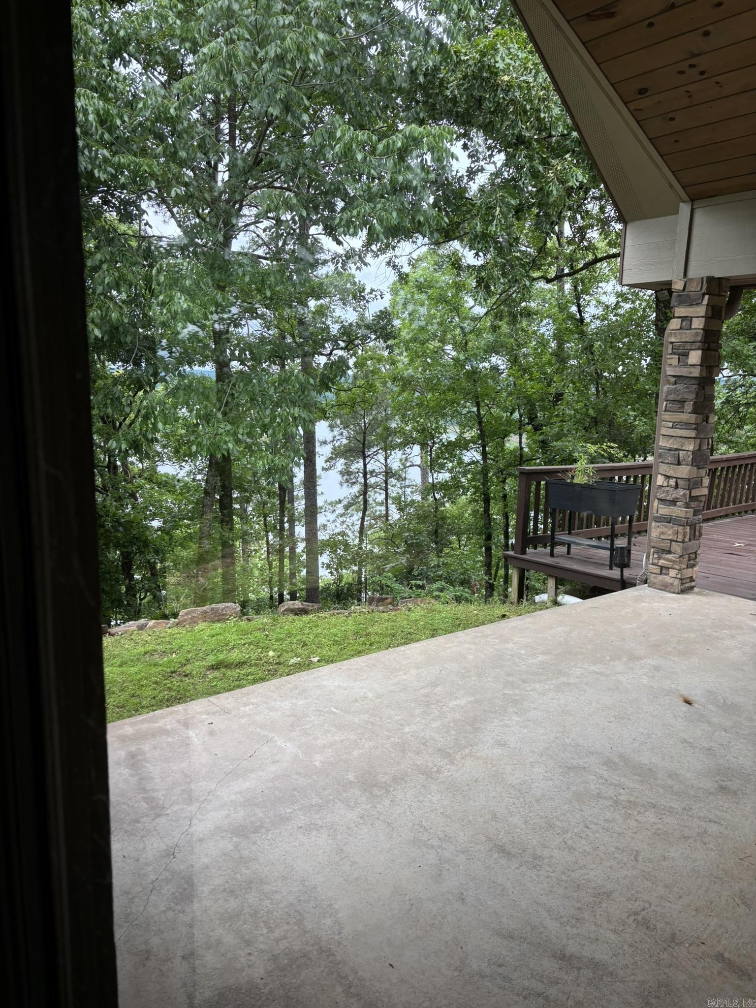 252 Mountain Mist Drive Property Photo 10