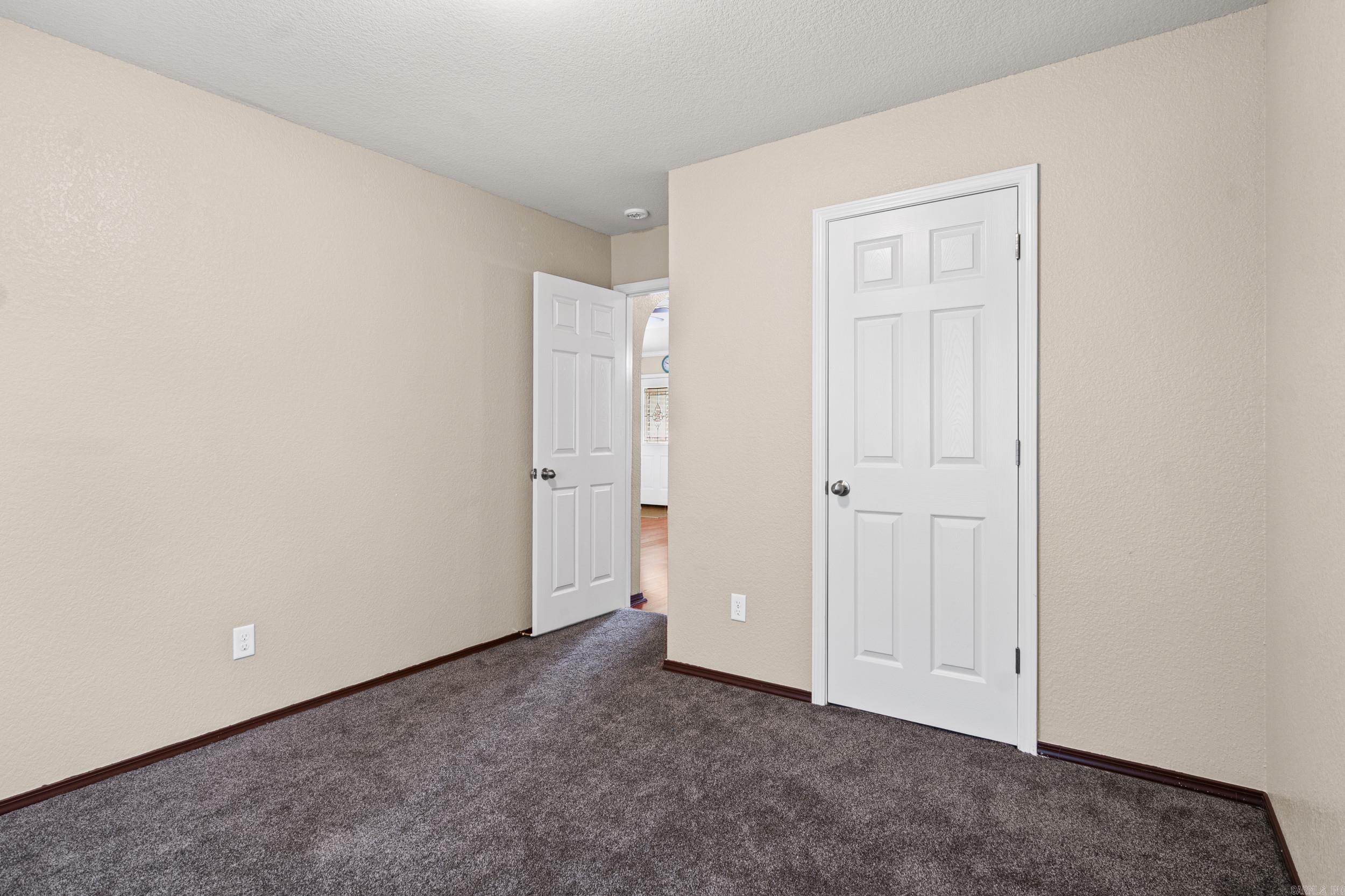14616 Woodside Place Loop Property Photo 22