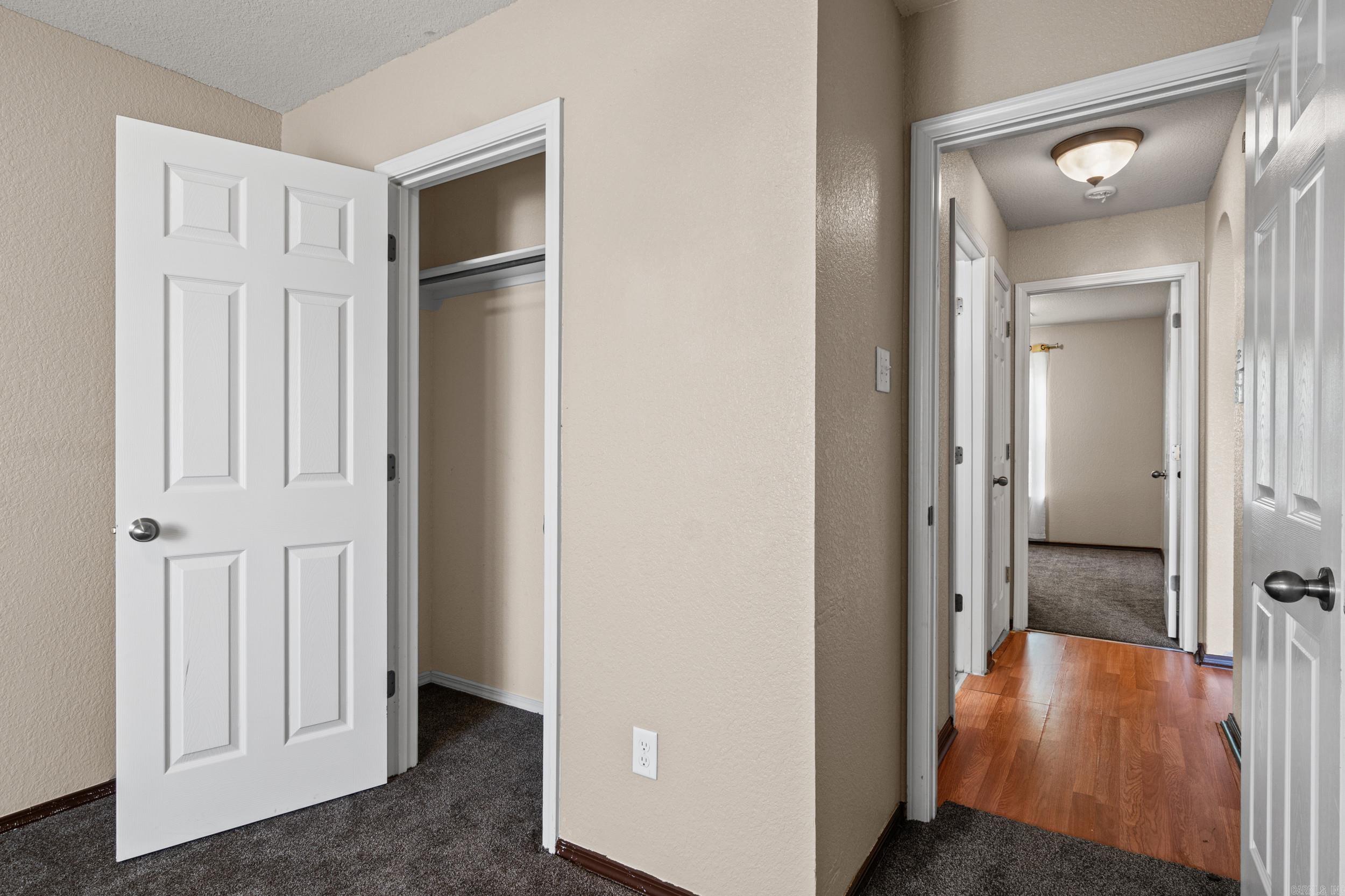 14616 Woodside Place Loop Property Photo 24