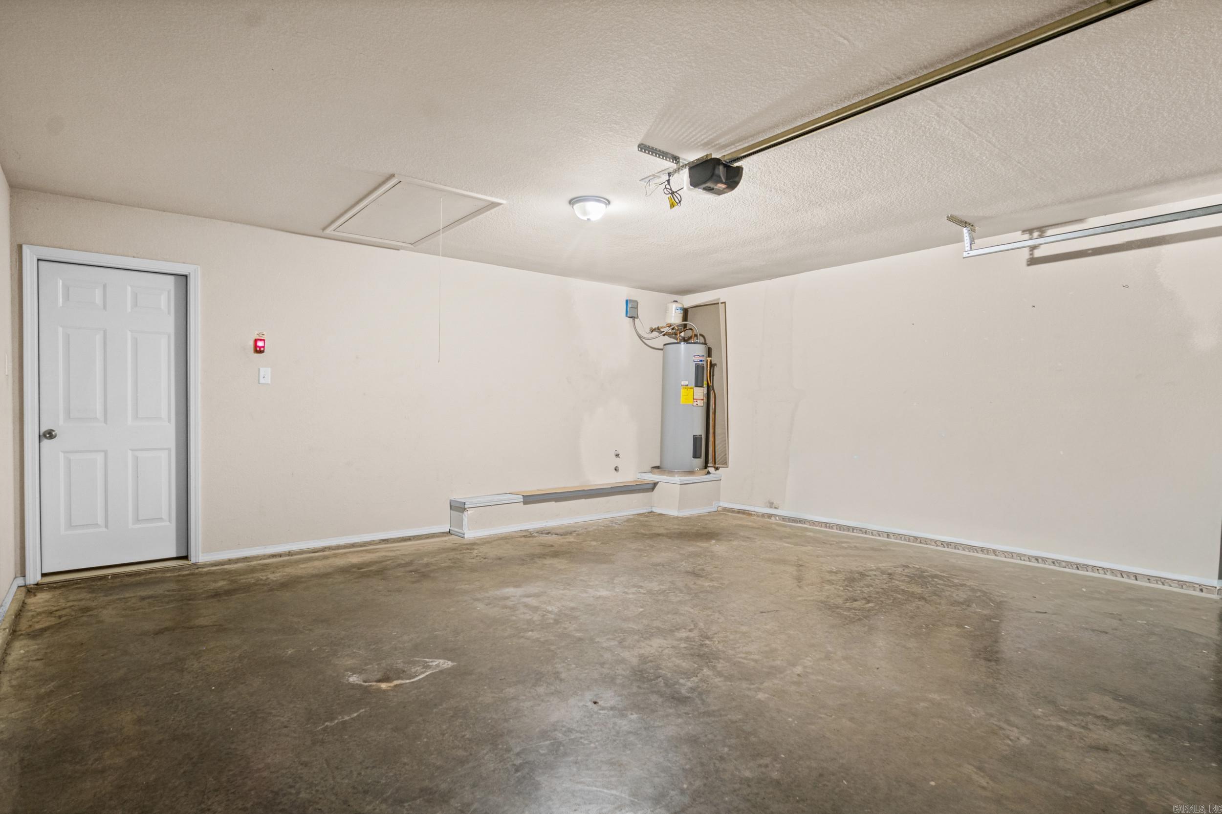 14616 Woodside Place Loop Property Photo 29