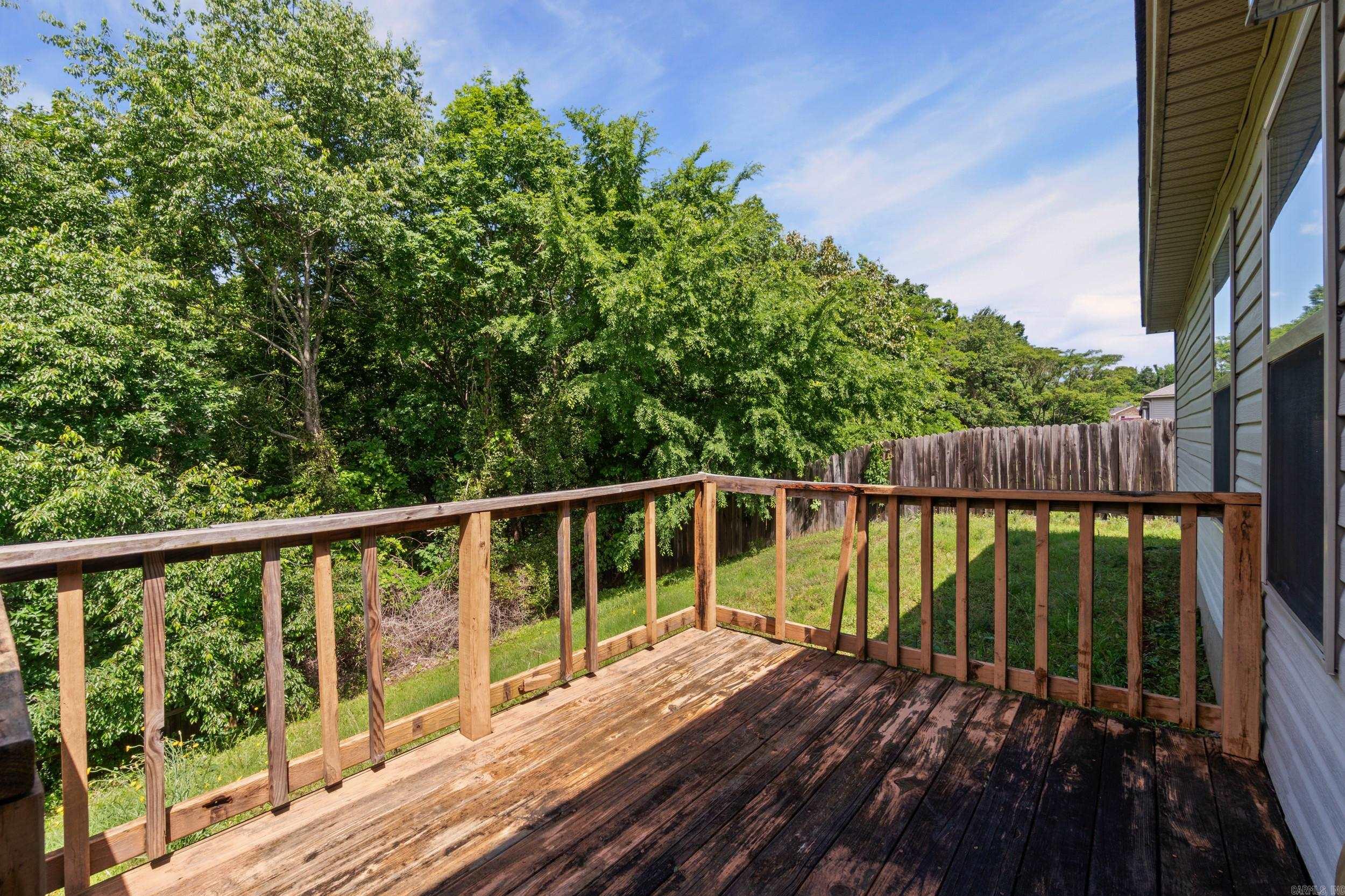 14616 Woodside Place Loop Property Photo 32