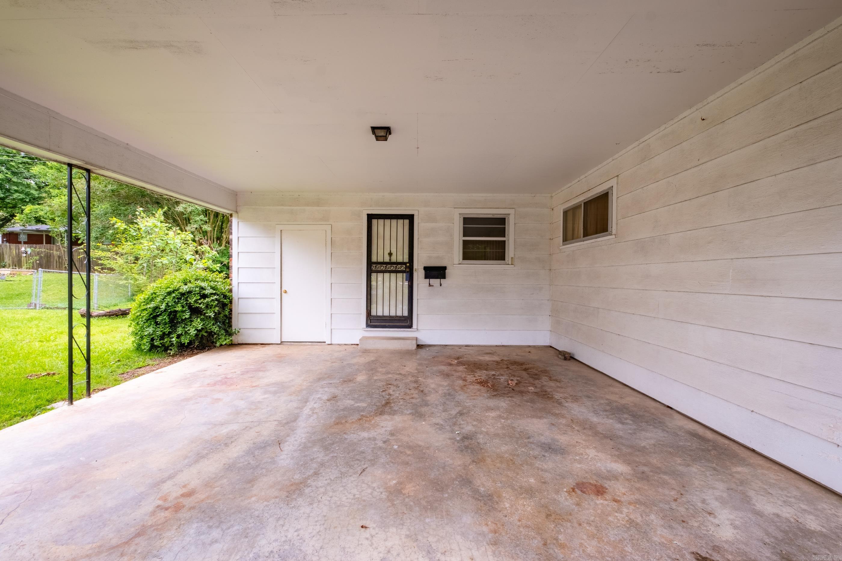 6809 Sandpiper Property Photo 3
