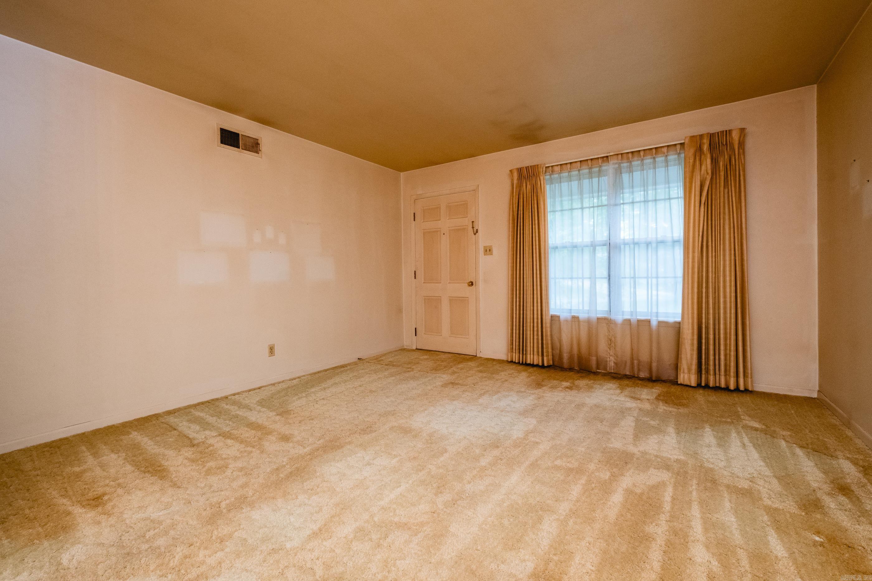 6809 Sandpiper Property Photo 5