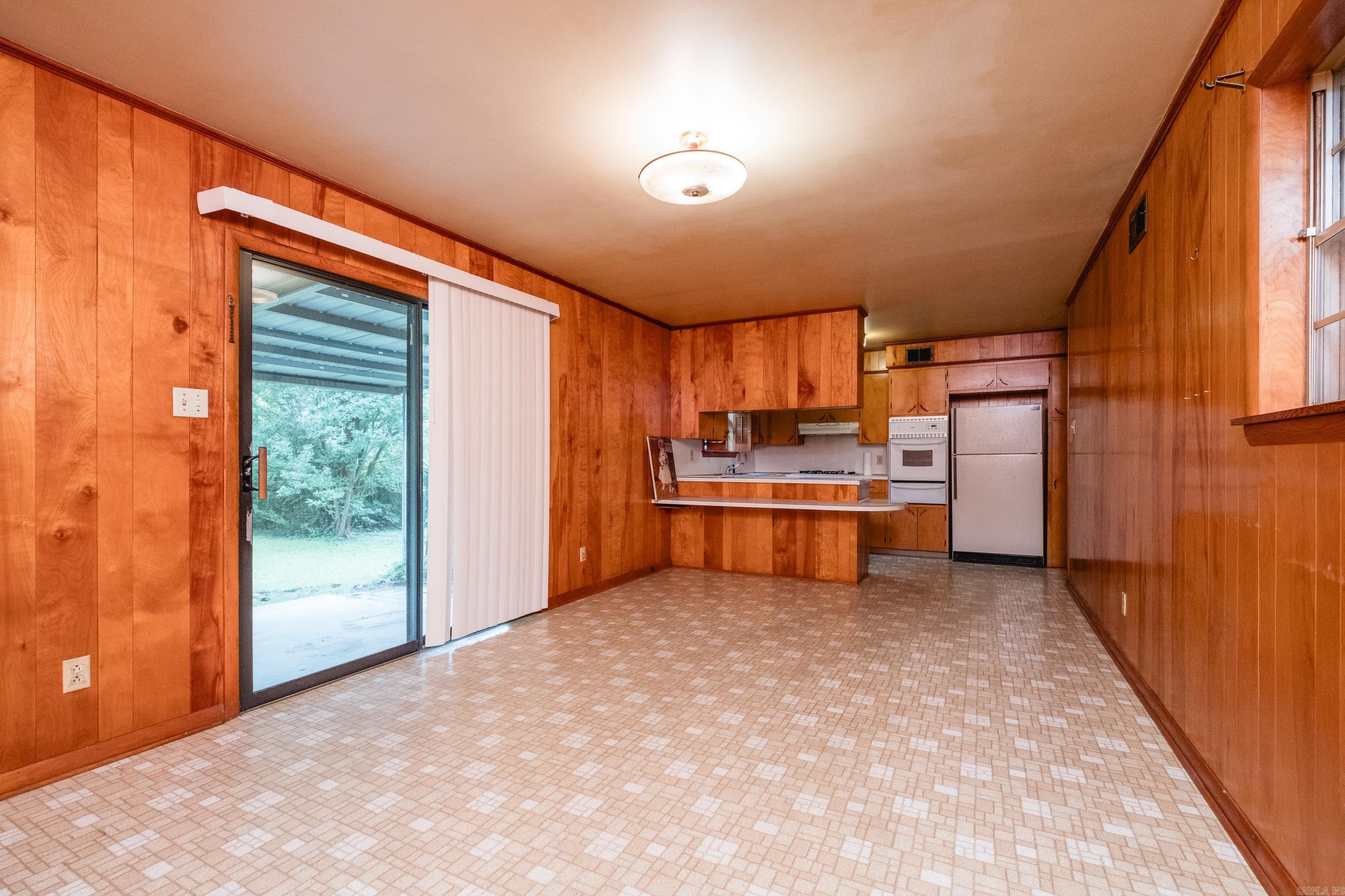 6809 Sandpiper Property Photo 13