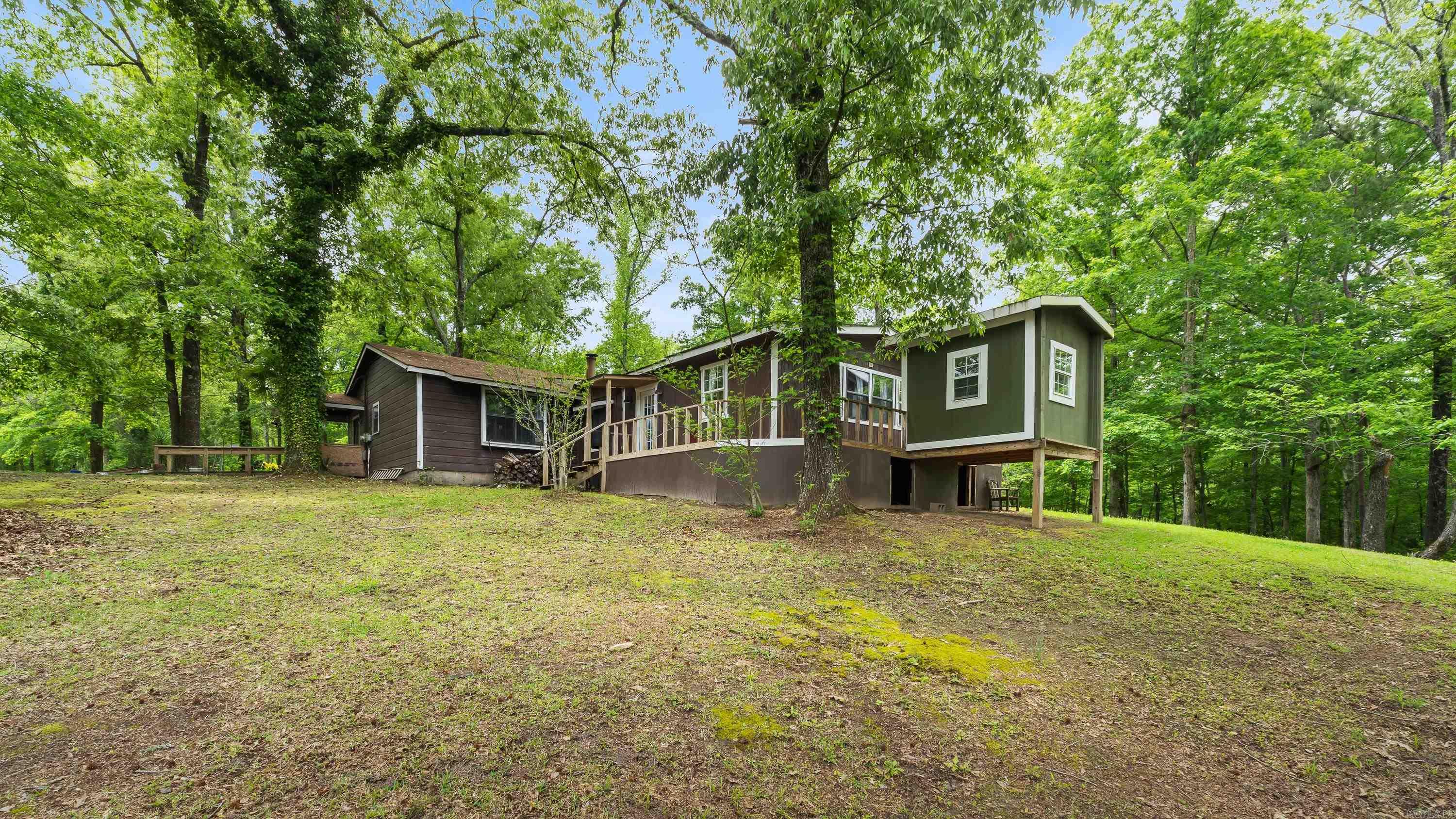 230 Private Road 1044 Property Photo 1