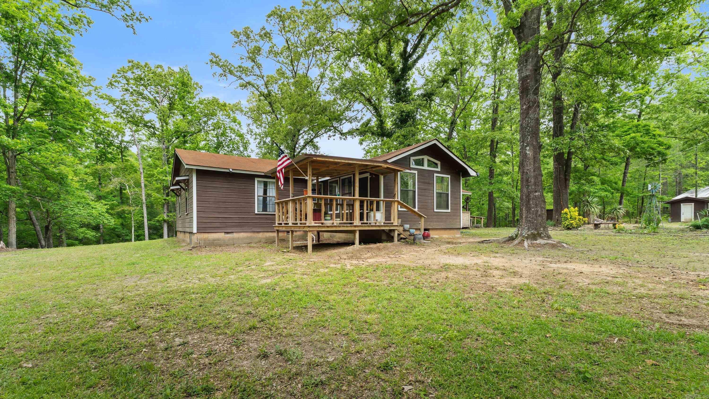 230 Private Road 1044 Property Photo 2