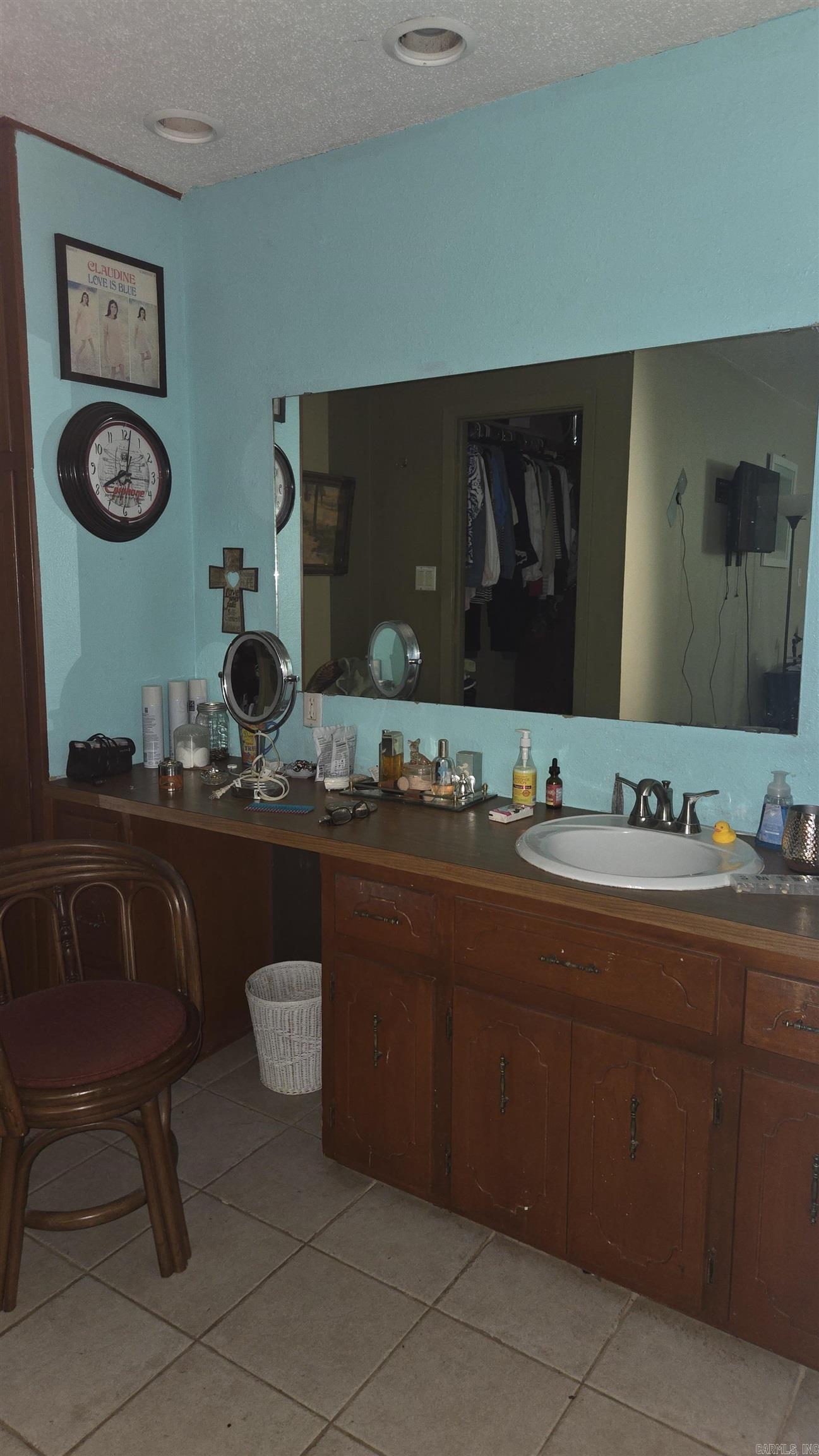504 W Glazy Peau Property Photo 10