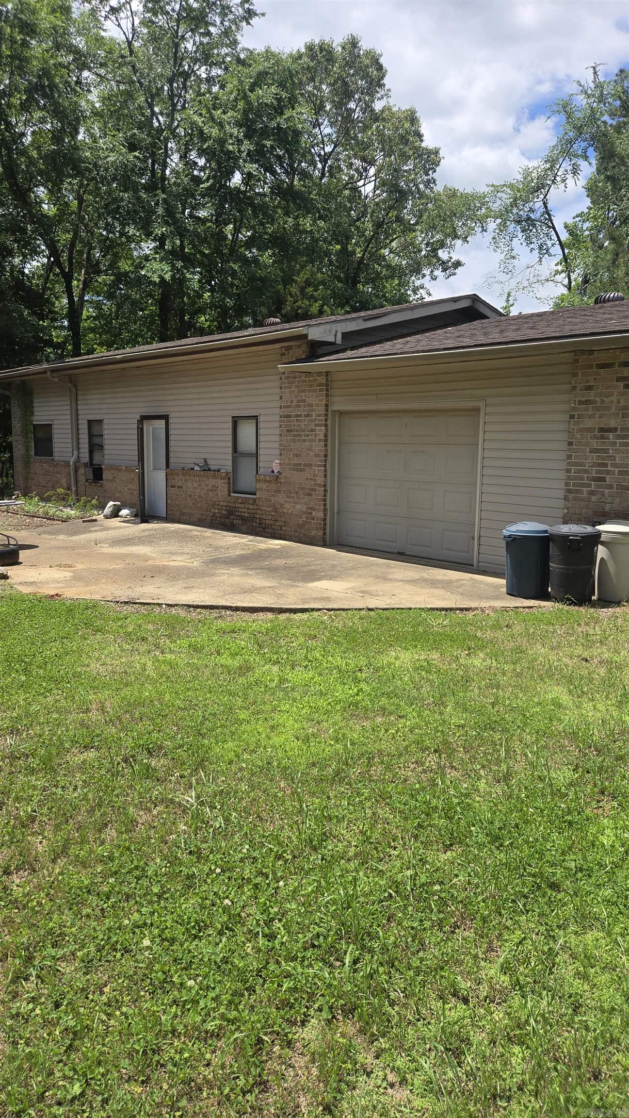 504 W Glazy Peau Property Photo 16