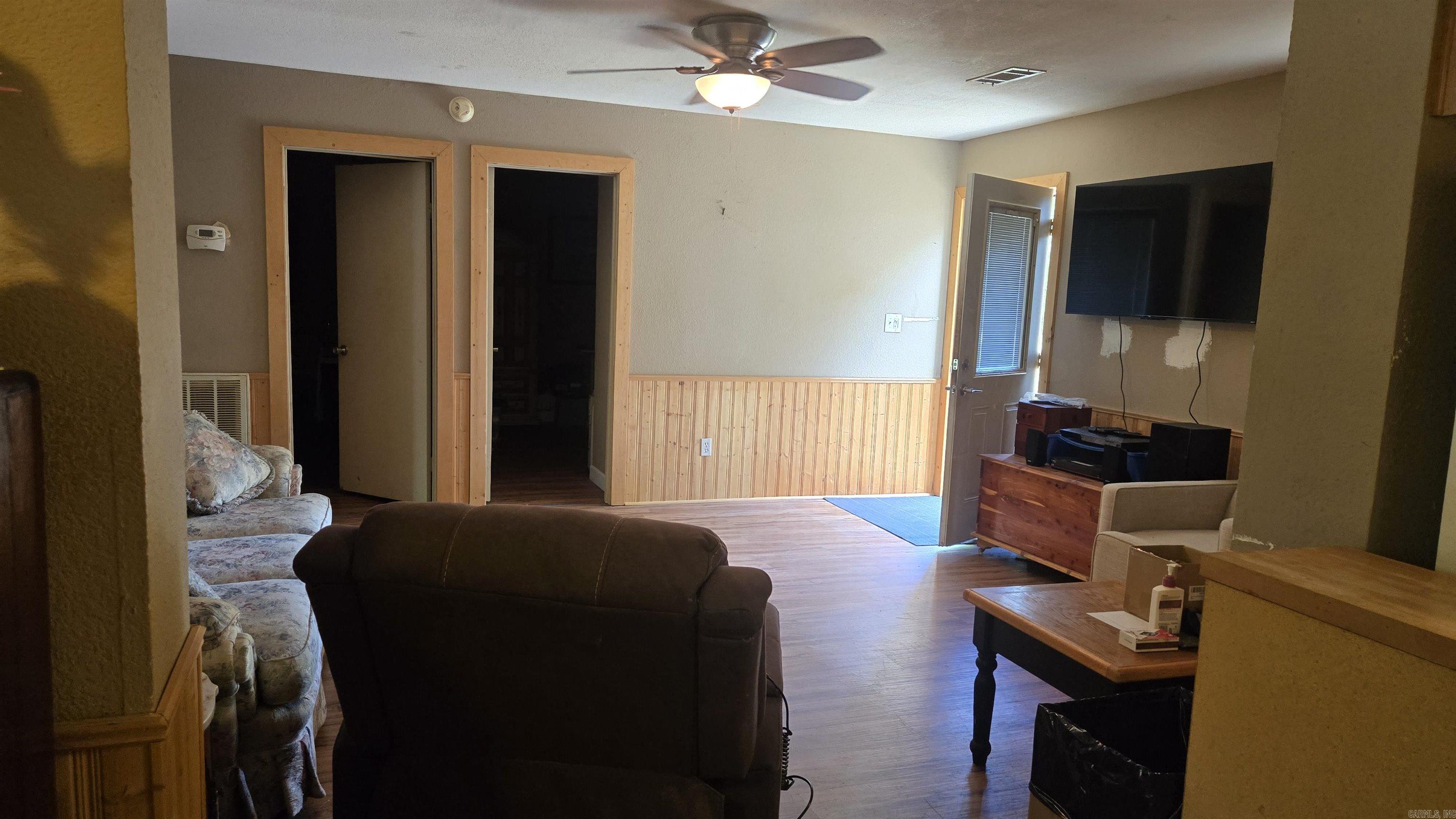 504 W Glazy Peau Property Photo 20