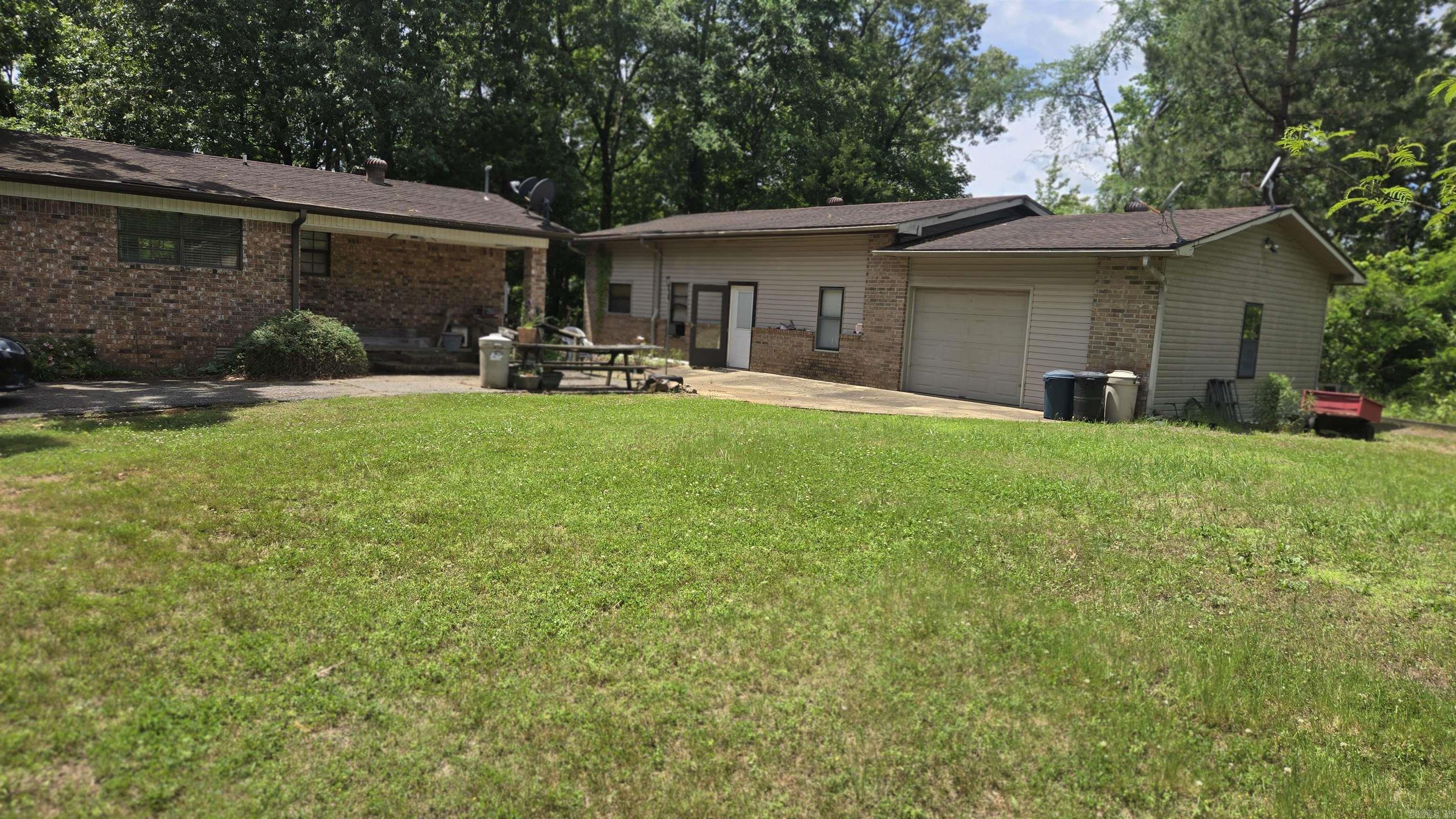 504 W Glazy Peau Property Photo 27