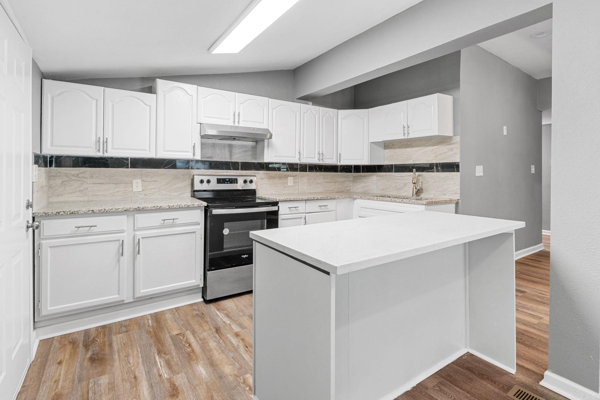 1112 Hanger Street Property Photo 12