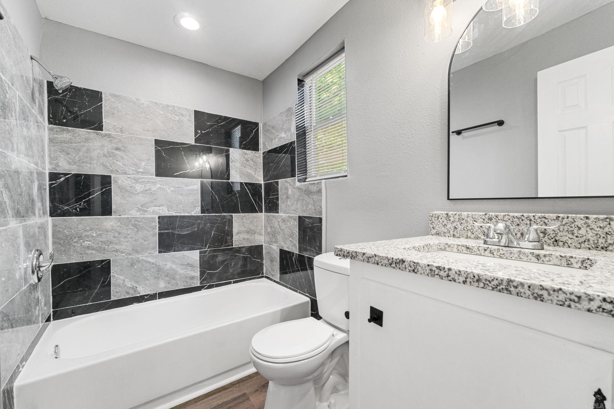 1112 Hanger Street Property Photo 17