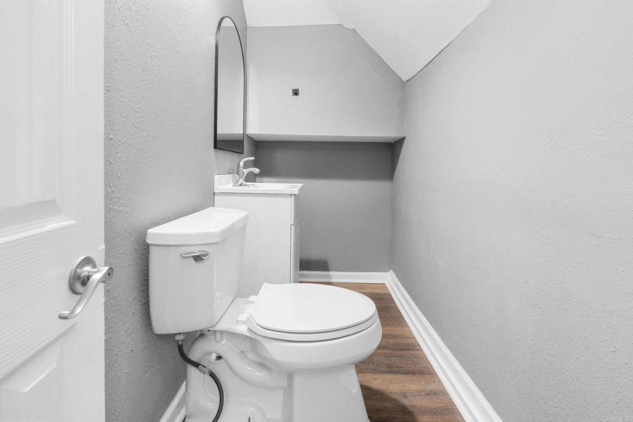 1112 Hanger Street Property Photo 29