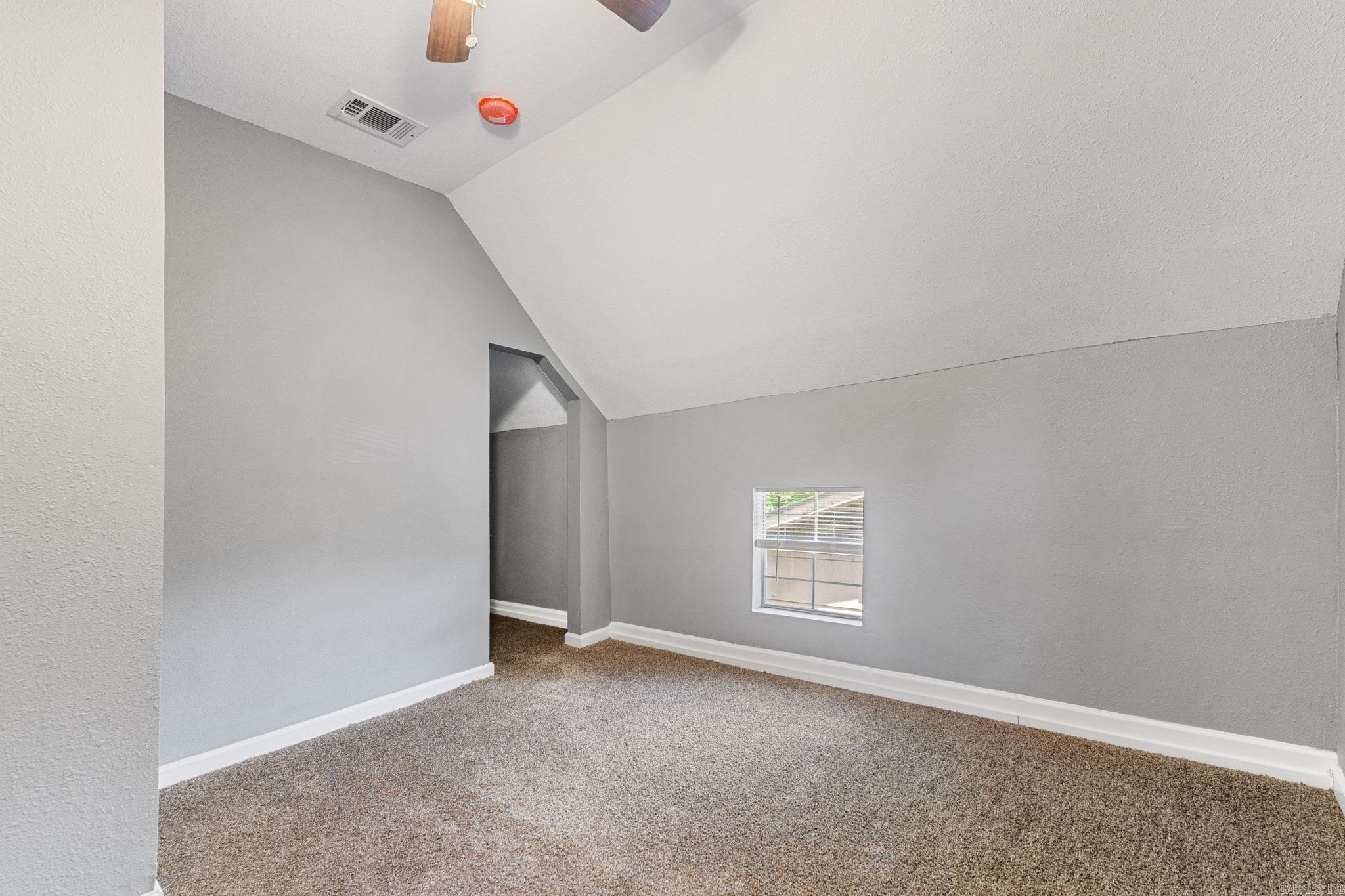 1112 Hanger Street Property Photo 31