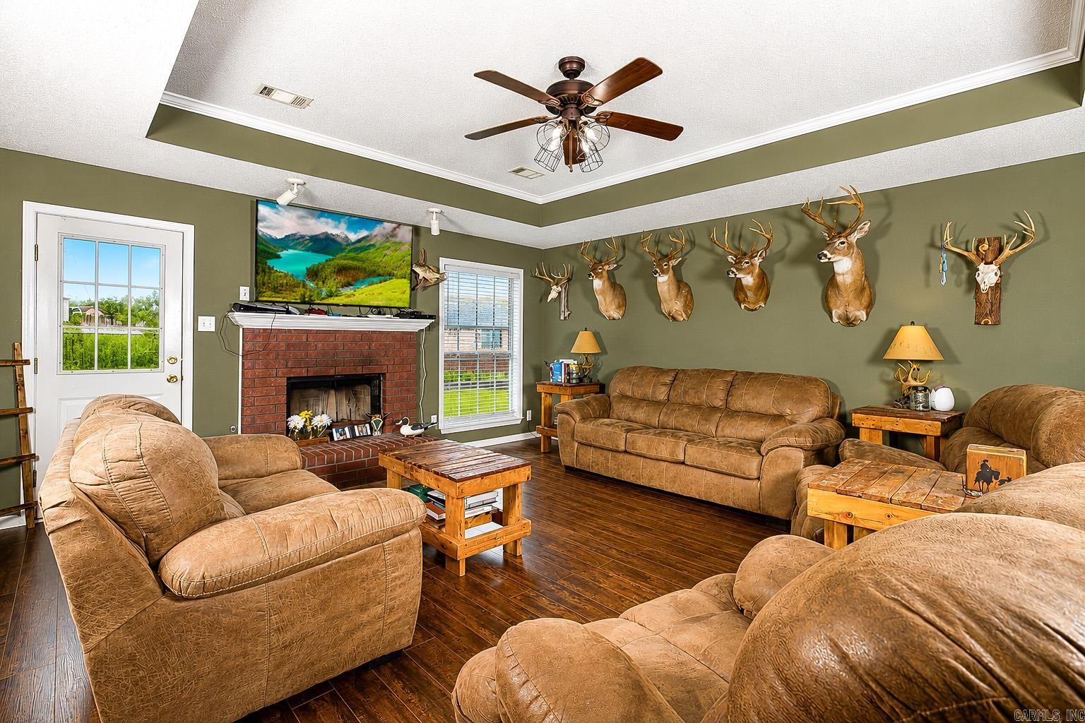 701 Honeysuckle Hills Court Property Photo 11