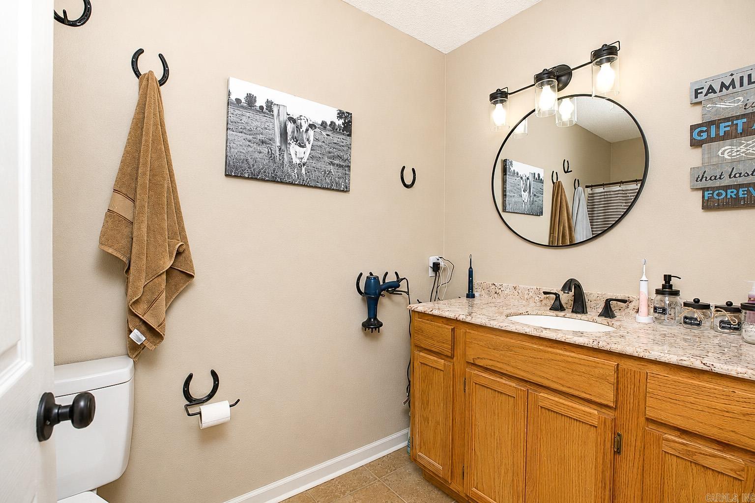 701 Honeysuckle Hills Court Property Photo 14