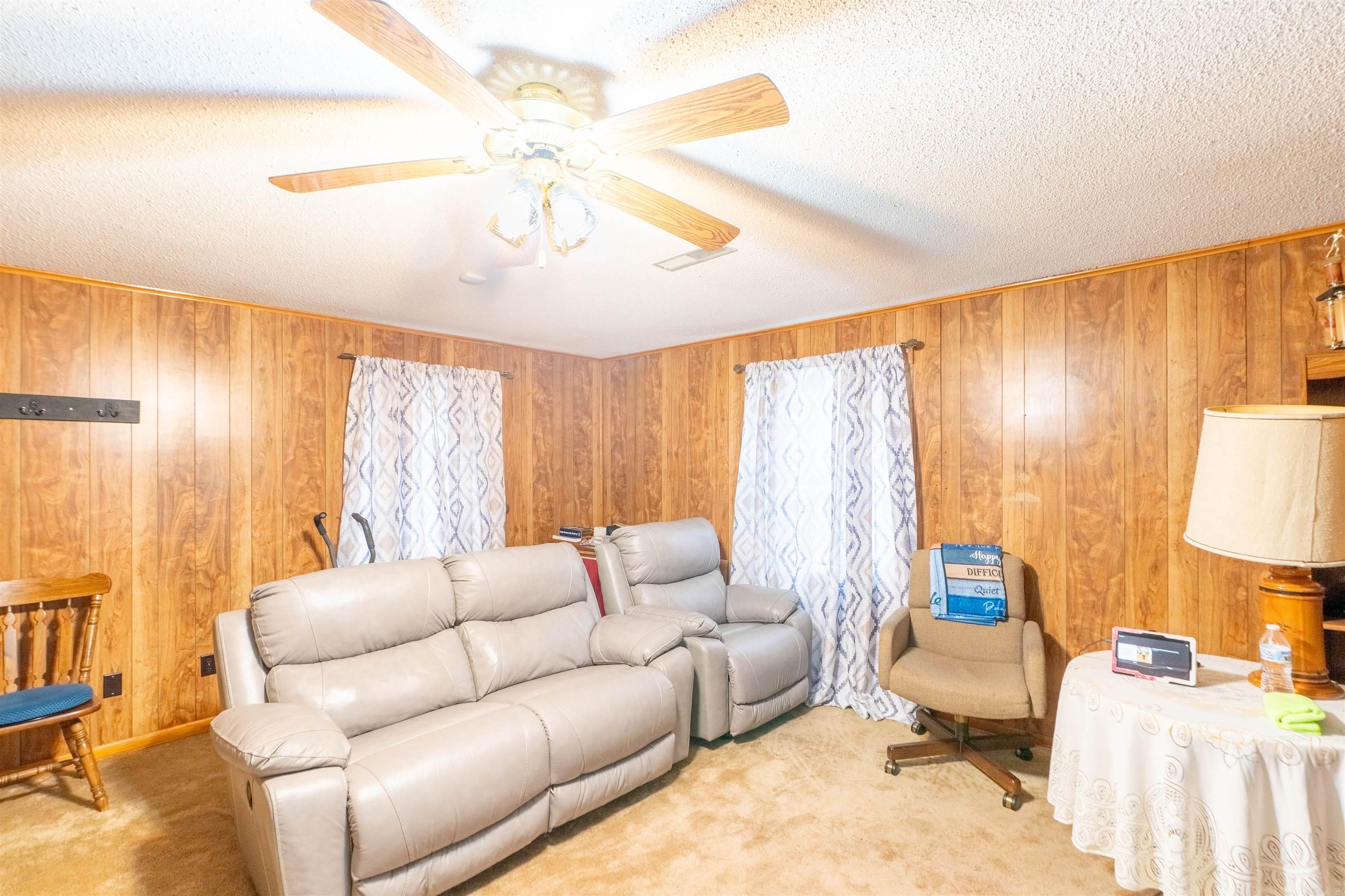 4040 Hwy 20 Property Photo 4