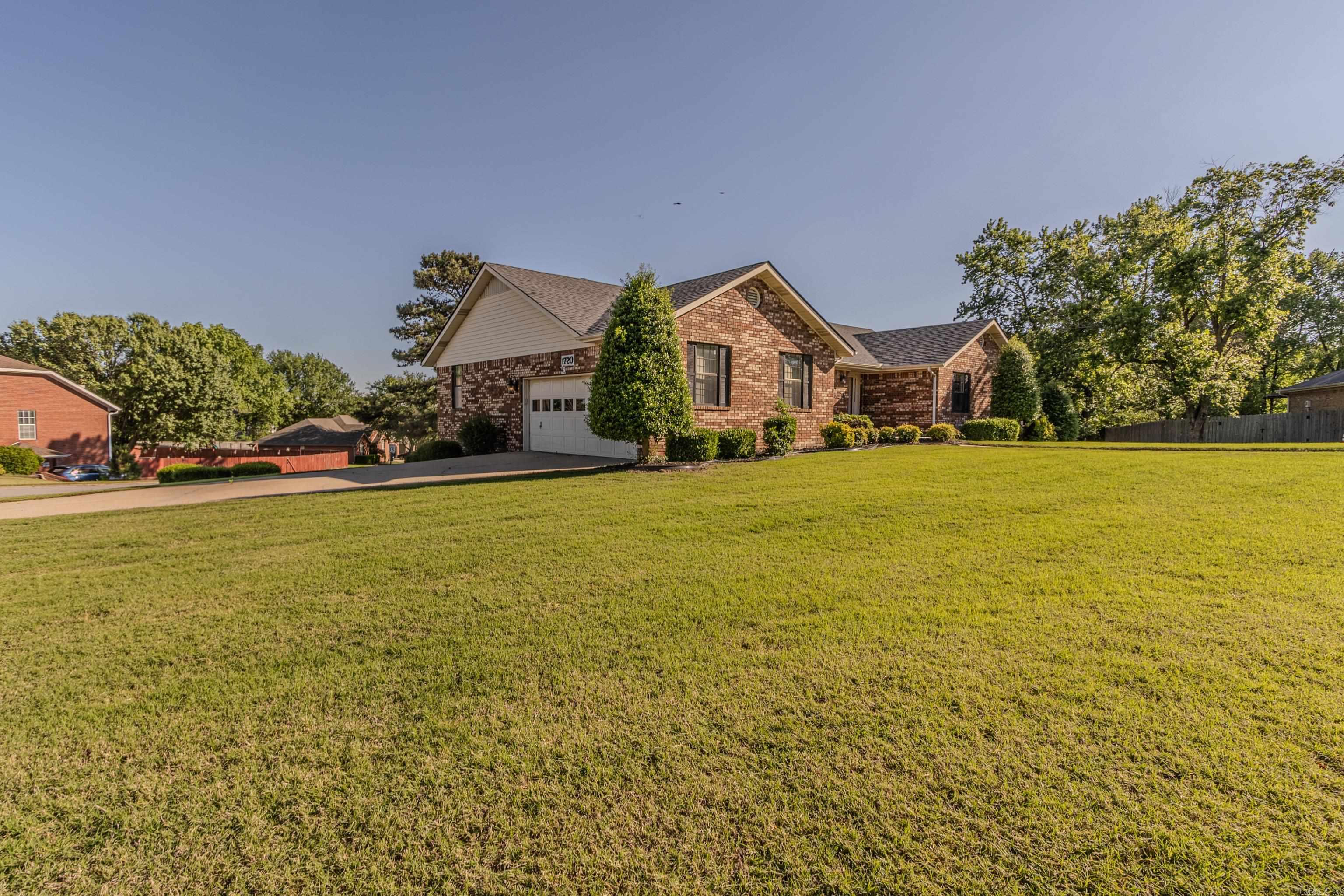 1720 Georgetown Circle Property Photo 5