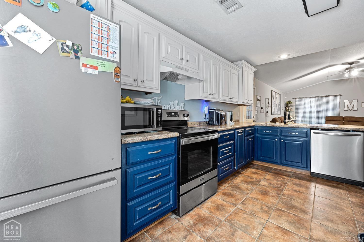 1100 William Hall Drive Property Photo 8
