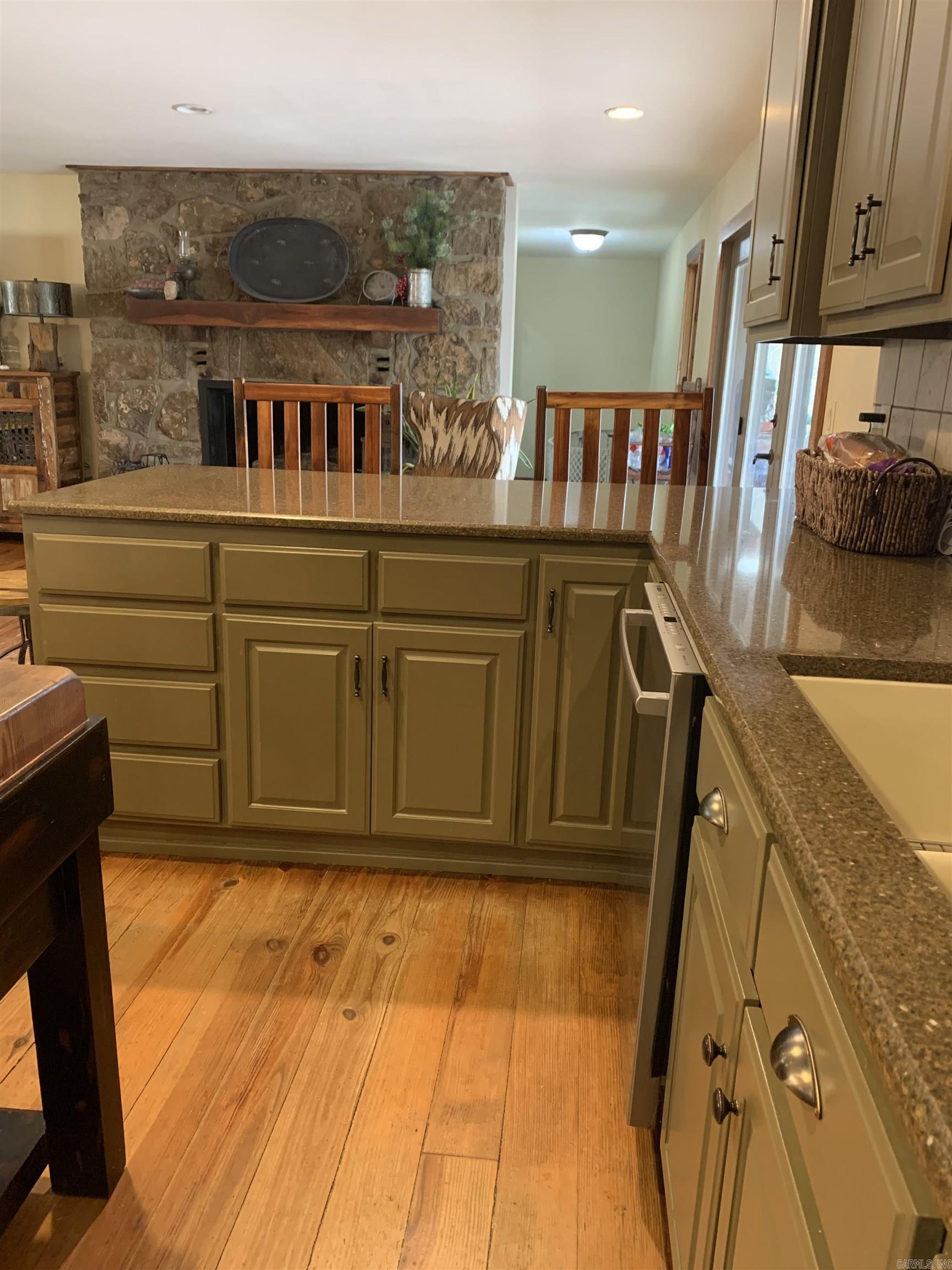 300 S Chinkapin Drive Property Photo 12