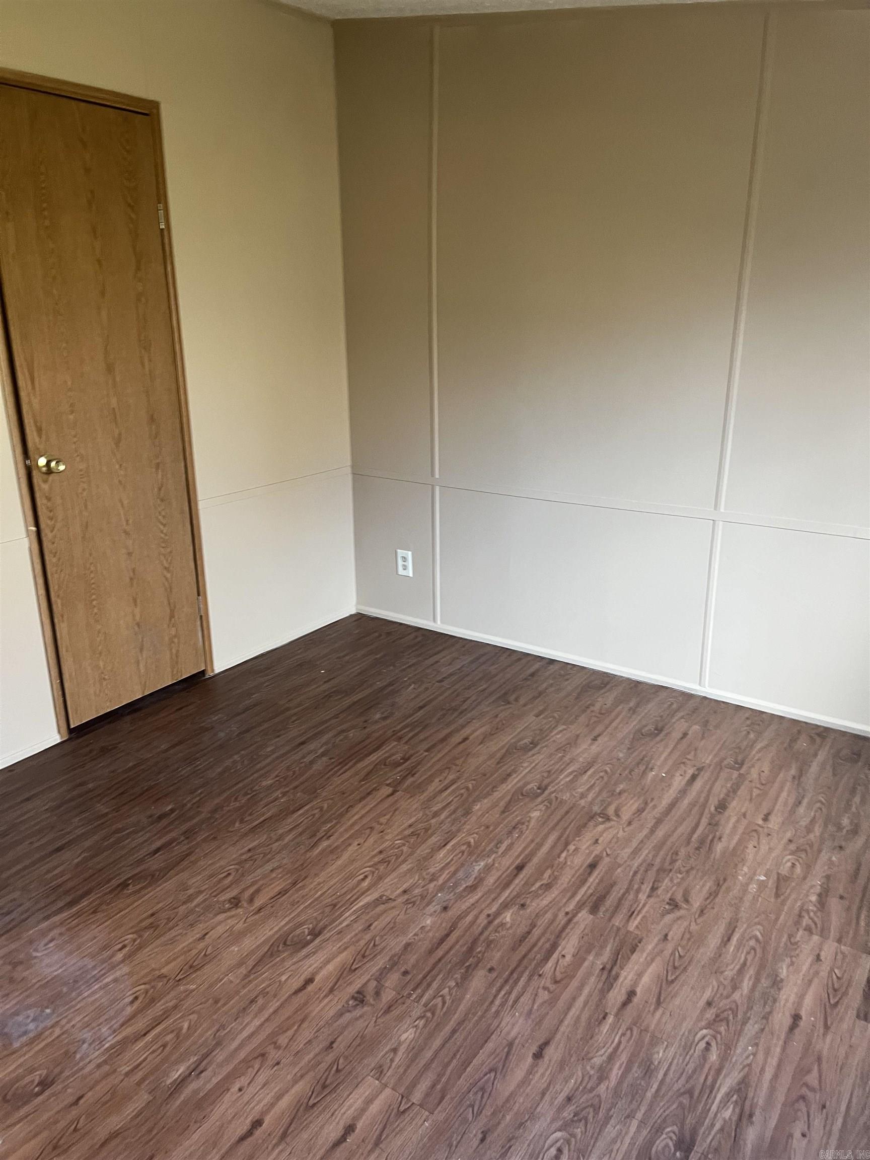 501 Girard Stret Property Photo 5