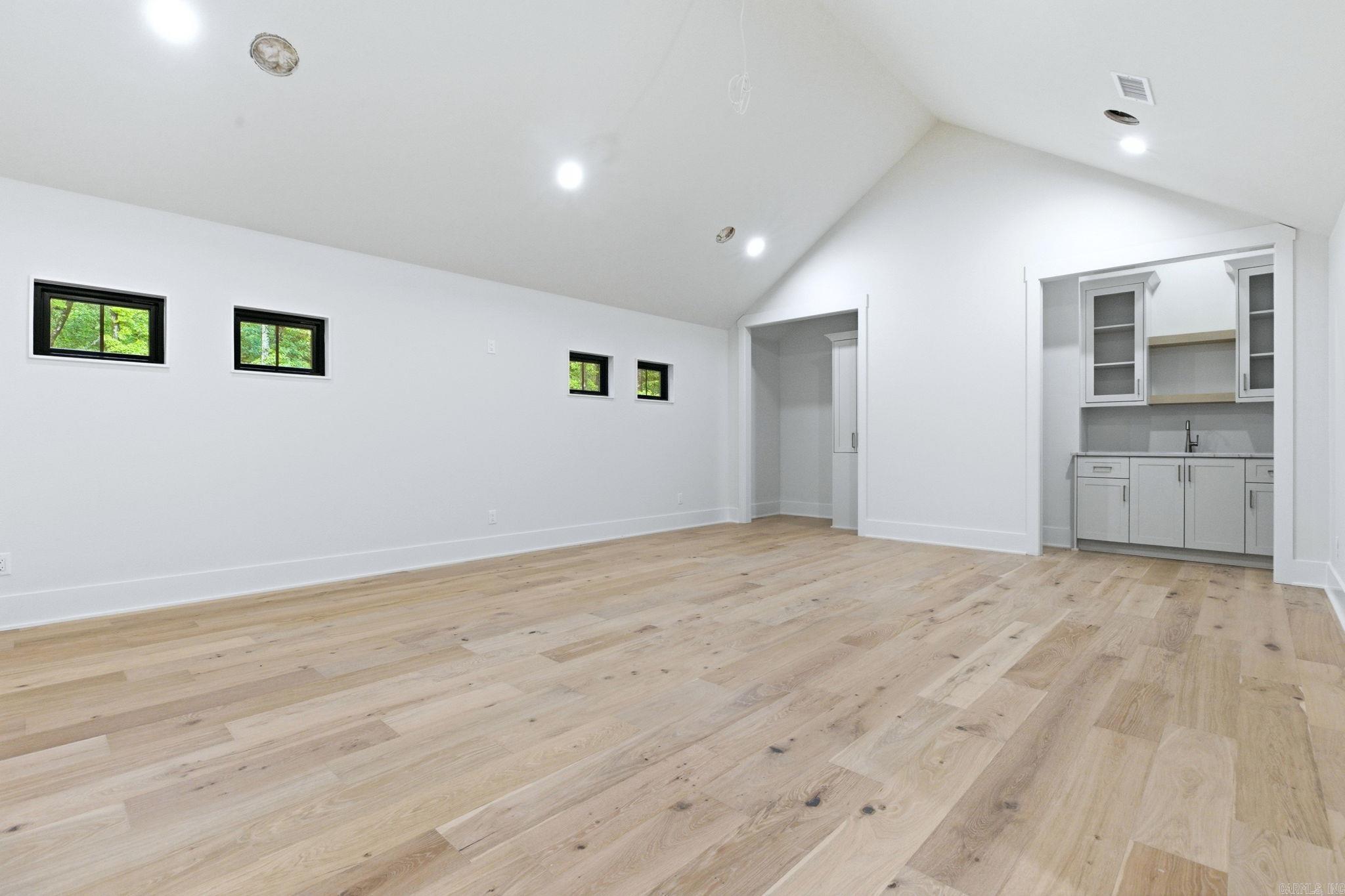 7048 Hannah Lane Property Photo 38