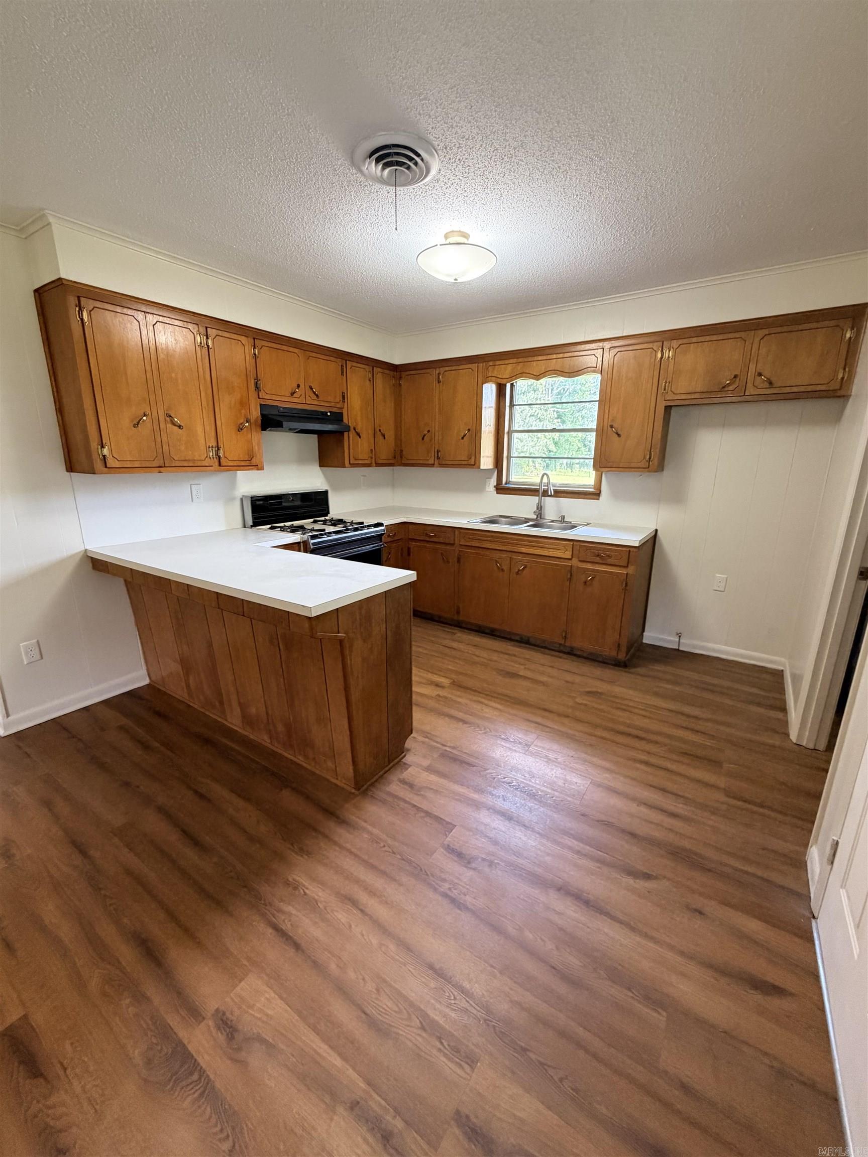 6031 E Highway 270 Property Photo 3