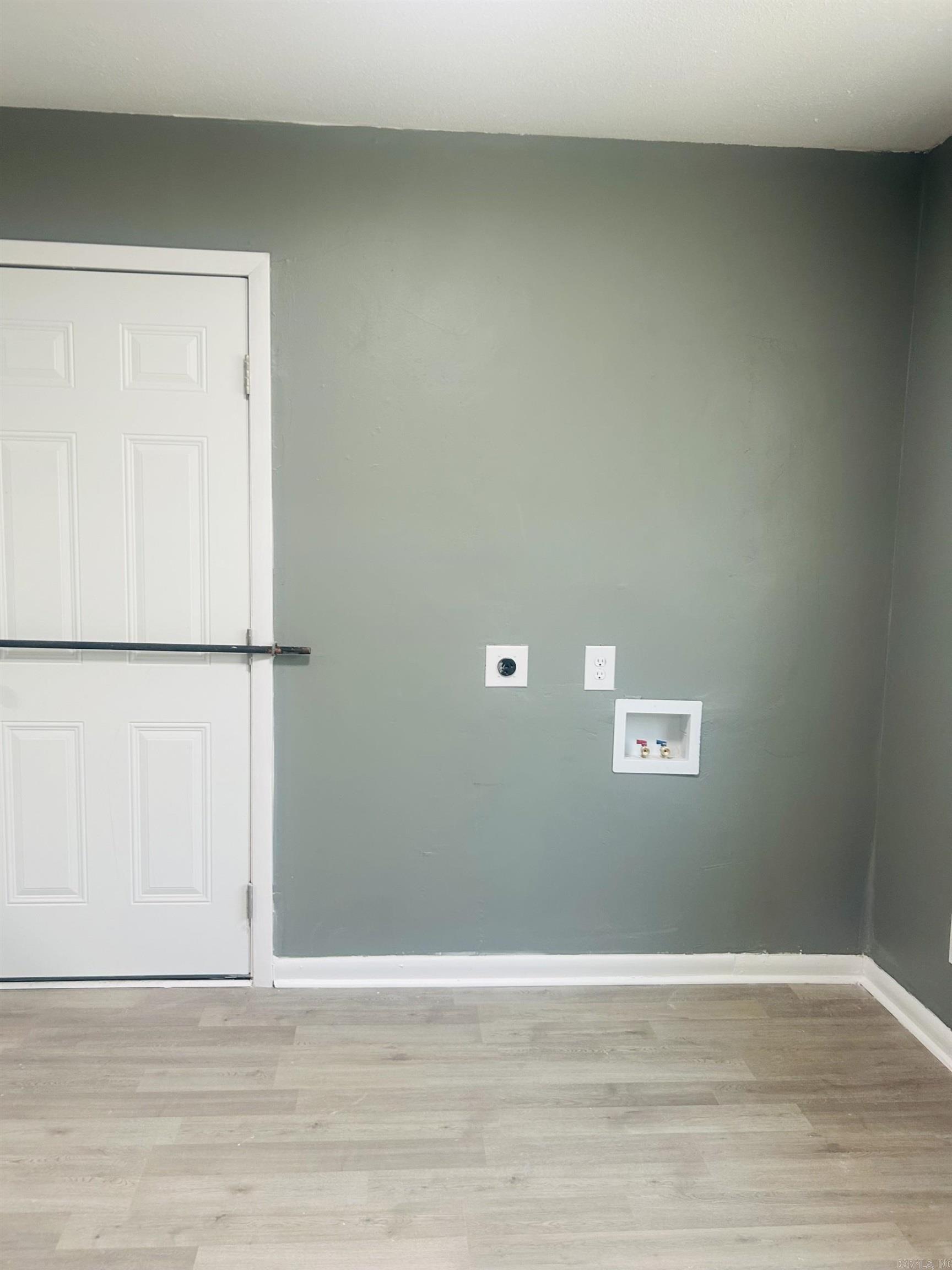 2503 W 26th Street Property Photo 5