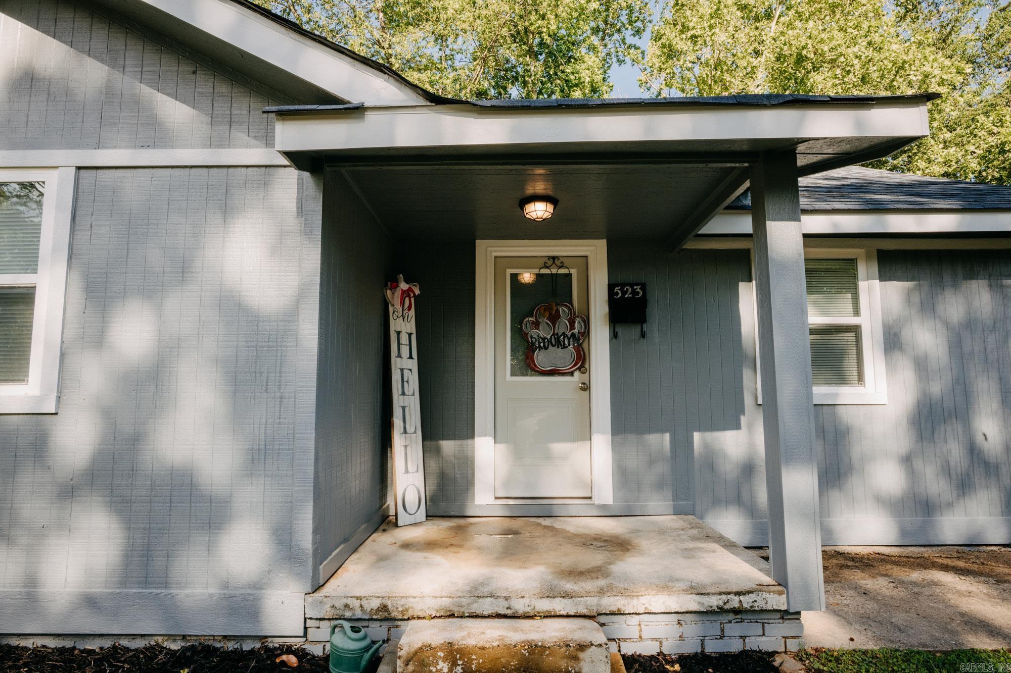 523 Cox Street Property Photo 5