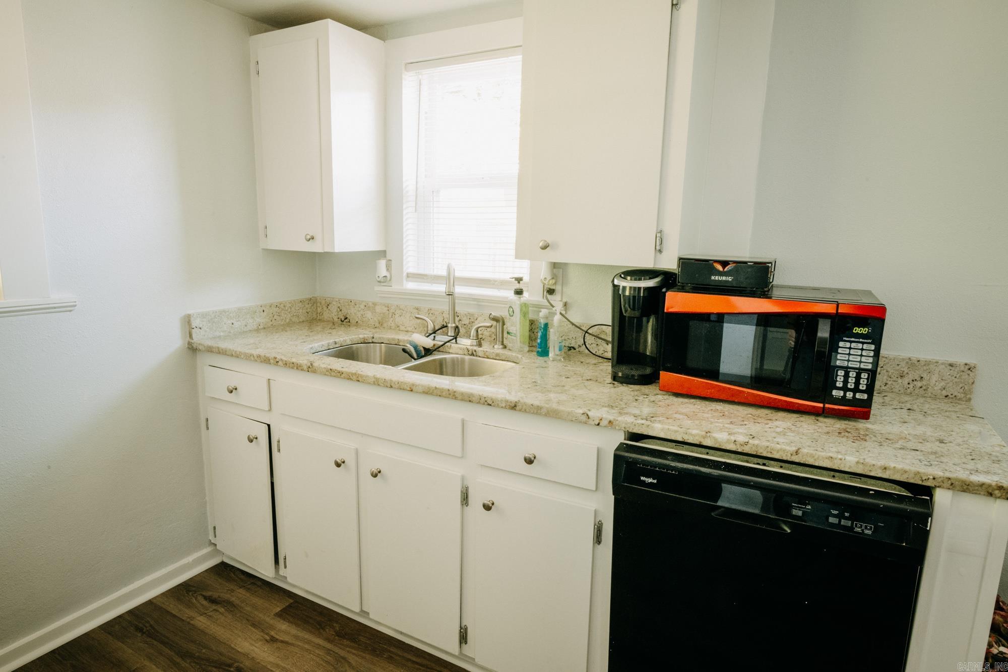 523 Cox Street Property Photo 25
