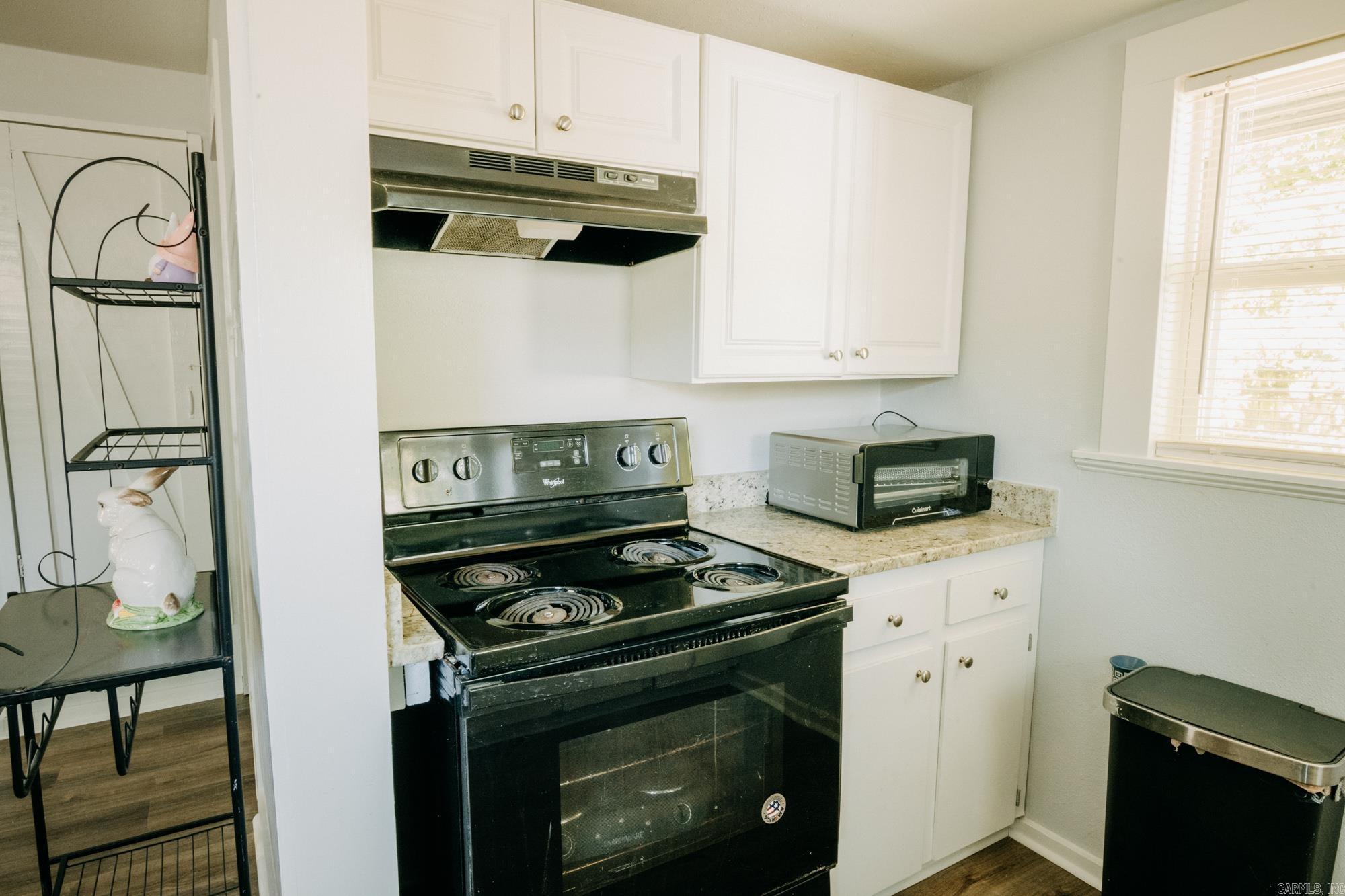 523 Cox Street Property Photo 26